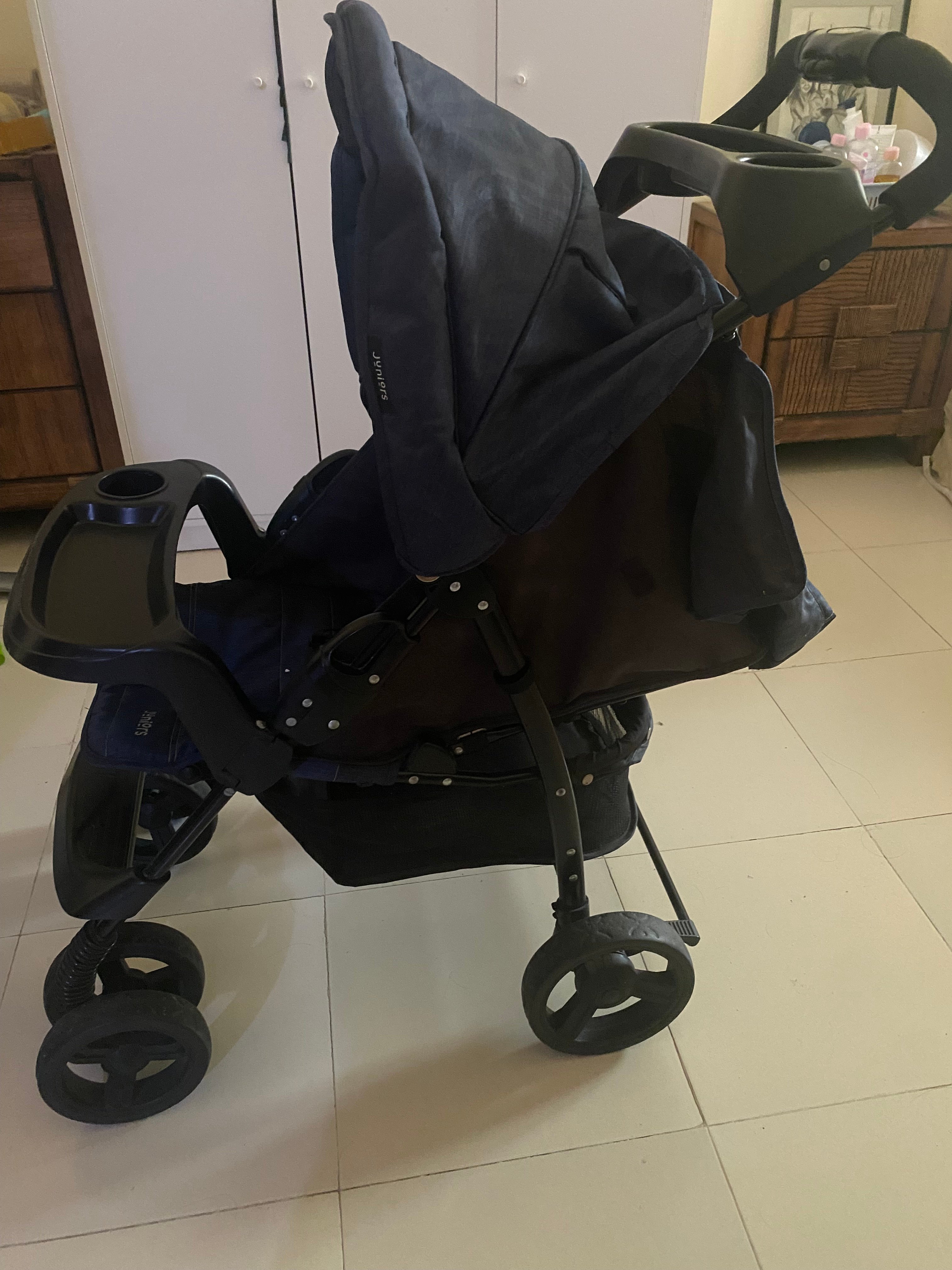 Juniors Baby Stroller, baby carrier and baby booster - Image 3