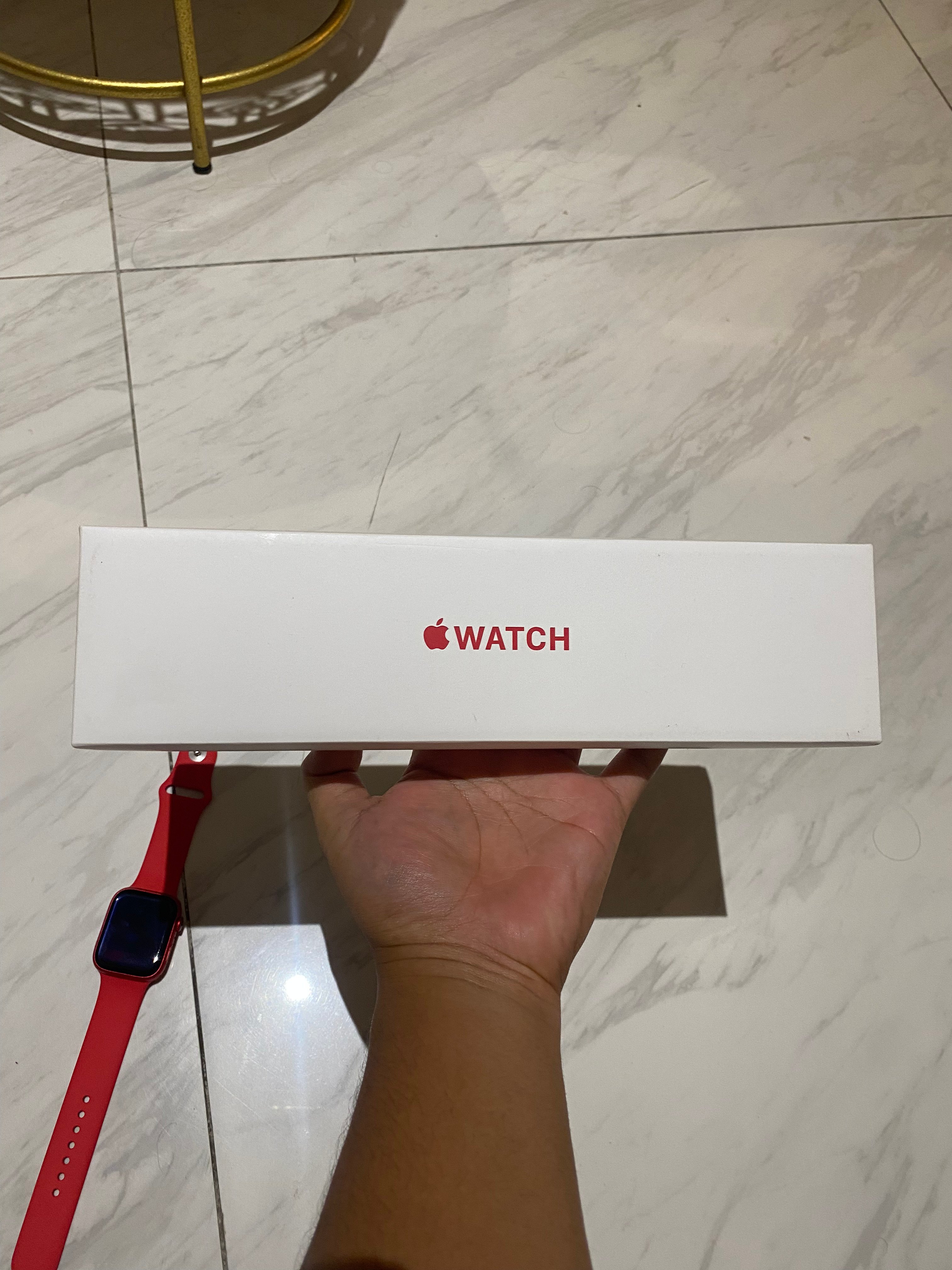 Apple Watch S8 Red Cellular - Image 3