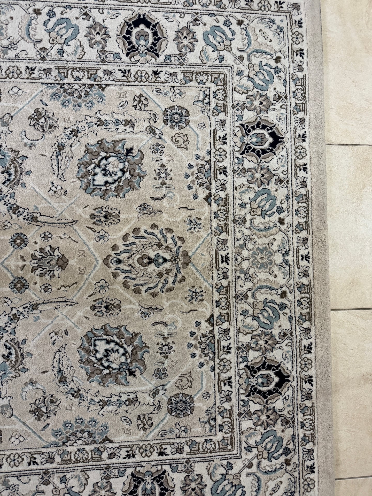 Carpet - Image 4