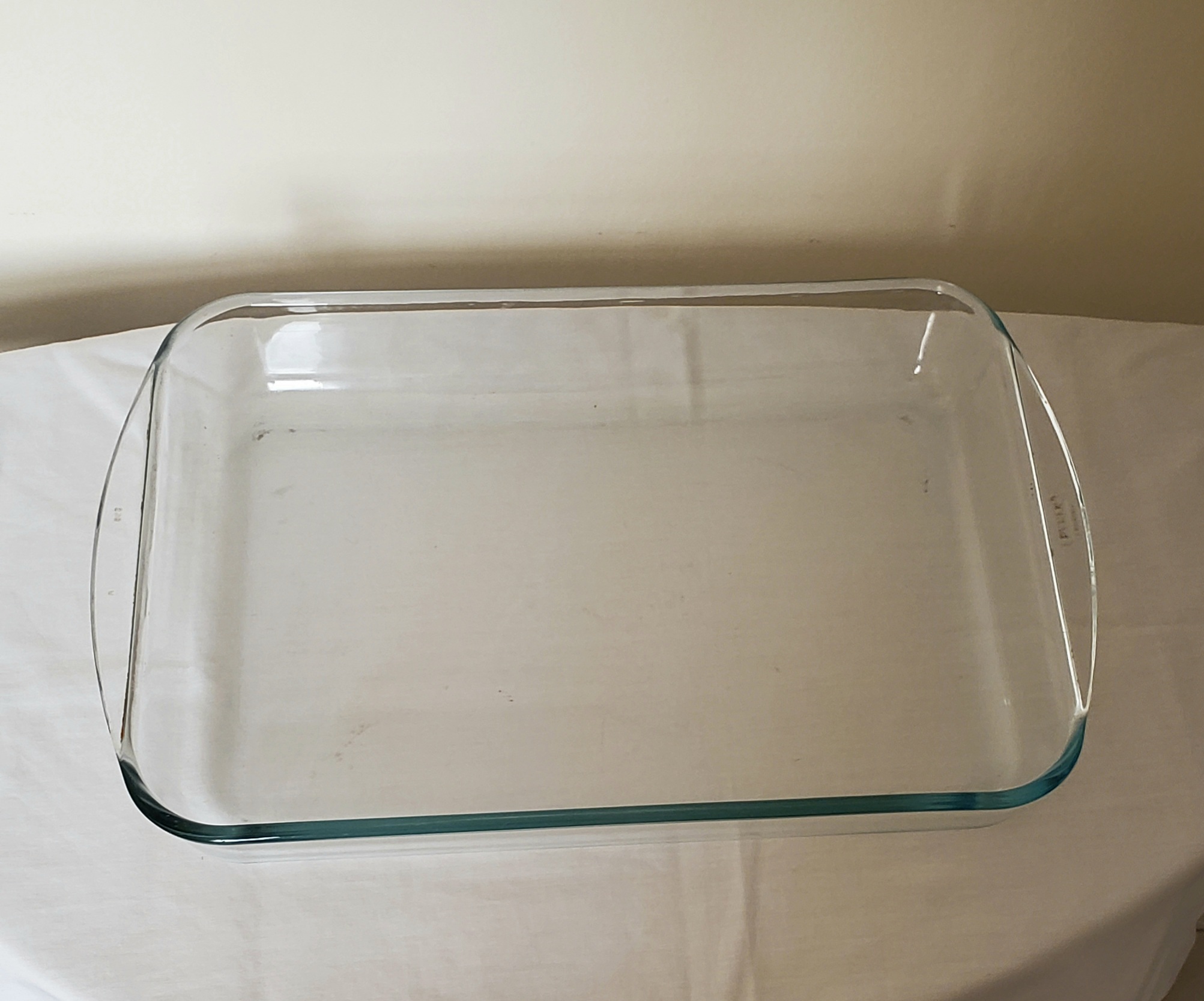 4 PYREX Baking Trays - Image 3