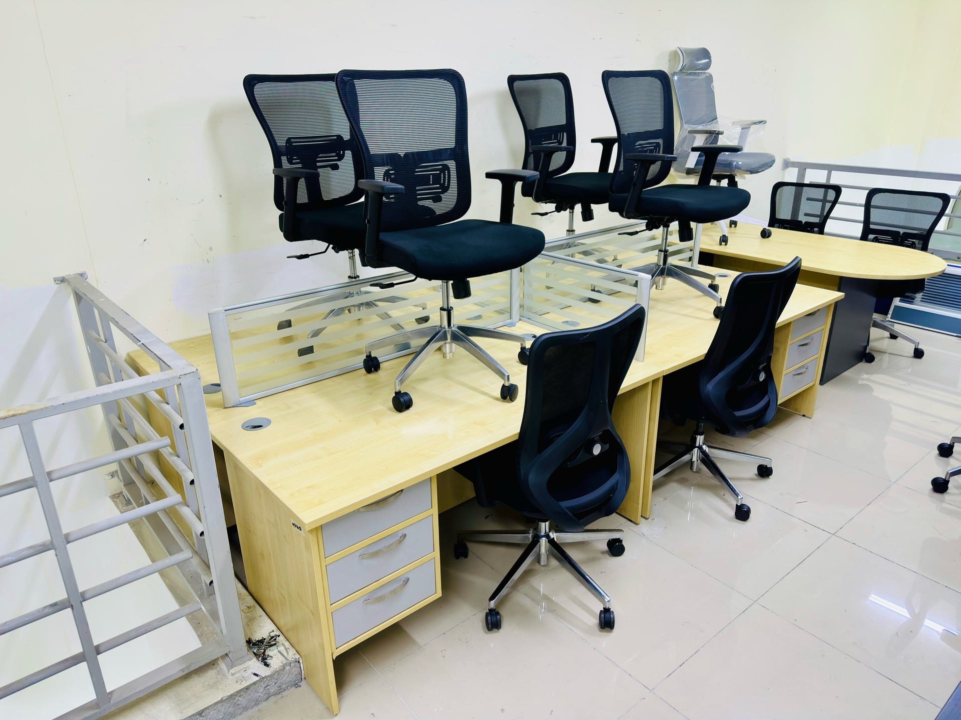 Used Office Items Selling 33087737 - Image 1