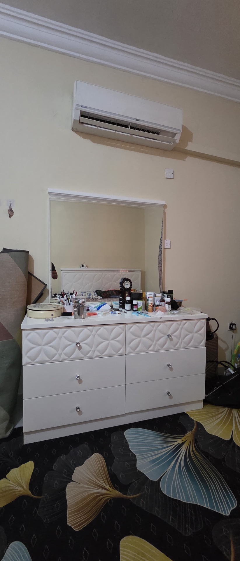 Bedroom set - Image 2