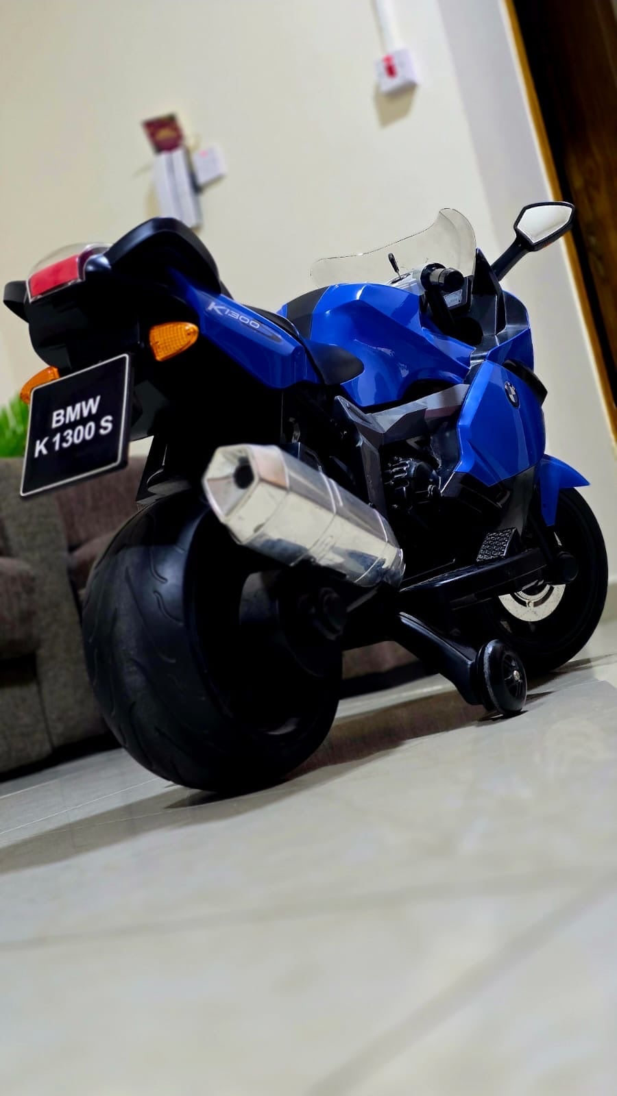 BMW ELECTRIC MOTOR BIKE - Image 3