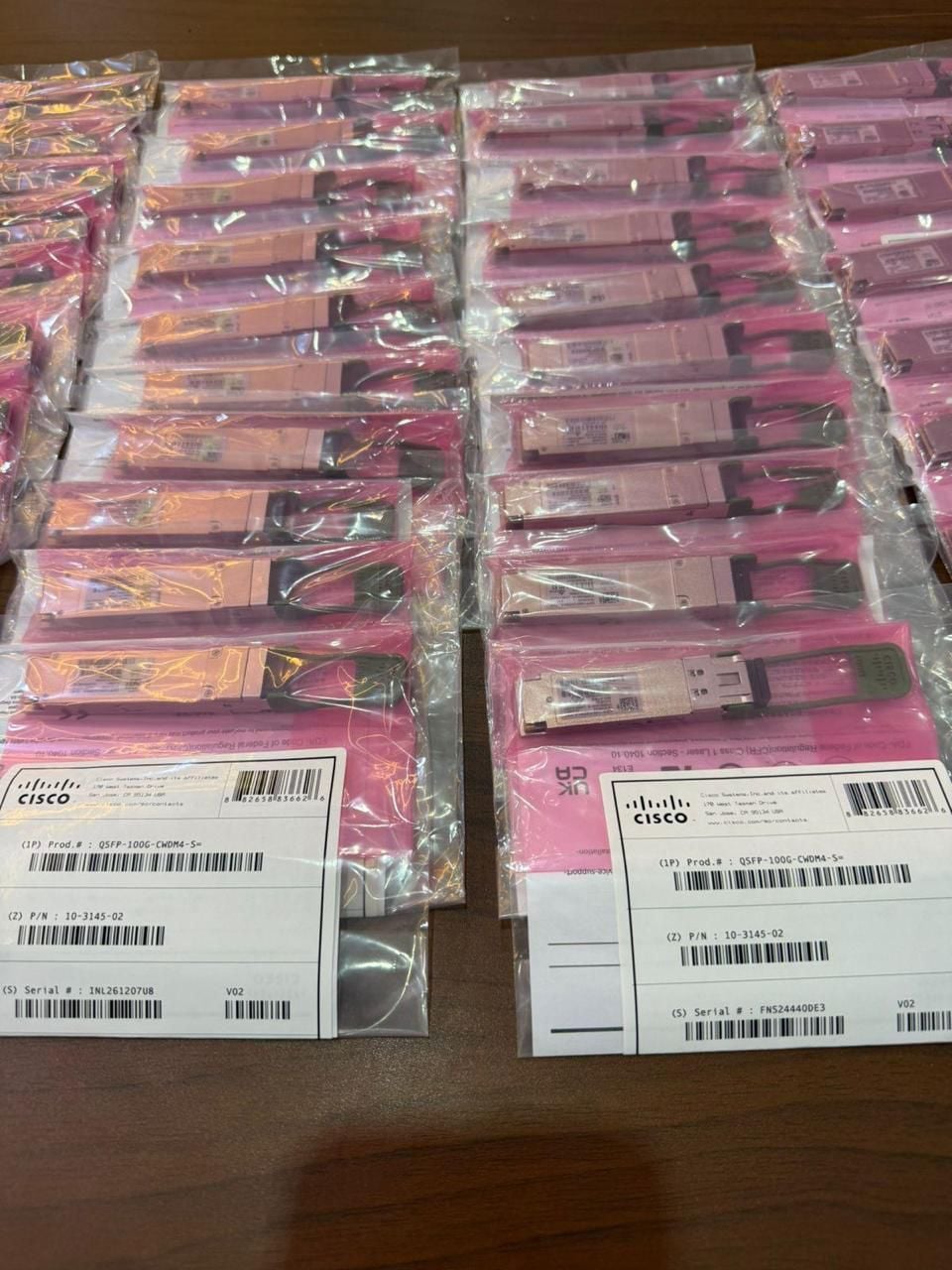 Cisco QSFP-100Gb-CWDM4-S Optical Transceiver - Image 1
