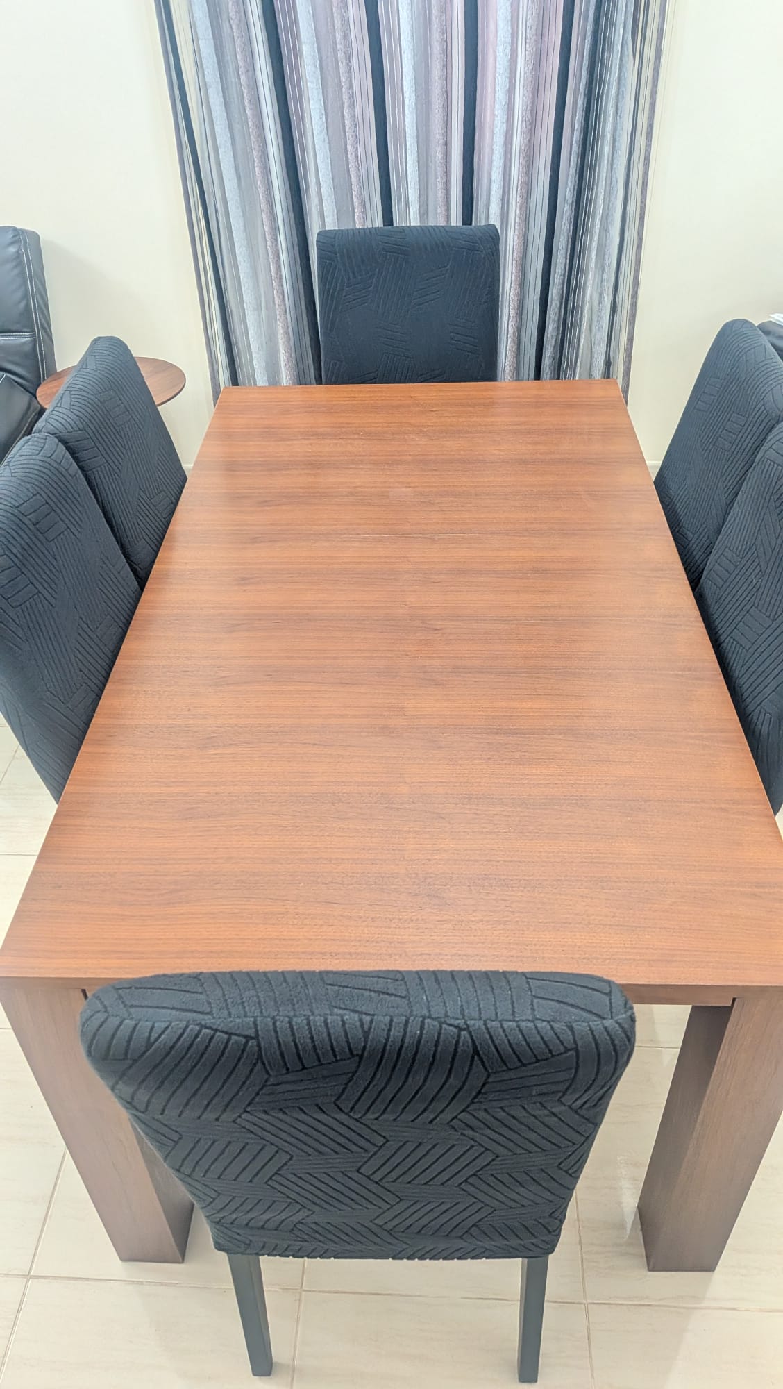 DINING TABLE WITH 6 CHAIRS - Image 4
