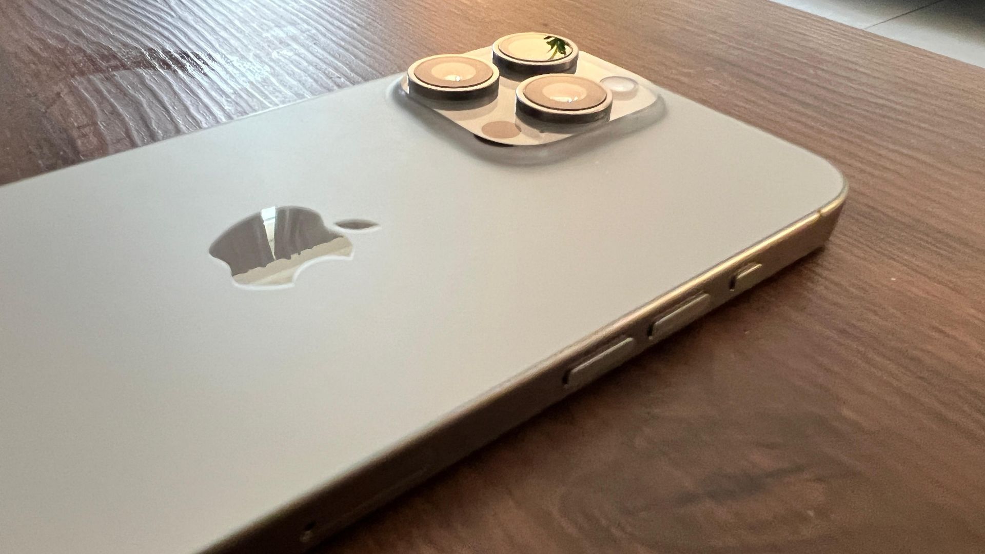 iPhone 15 Pro Max 256 -  Titanium  - Image 5
