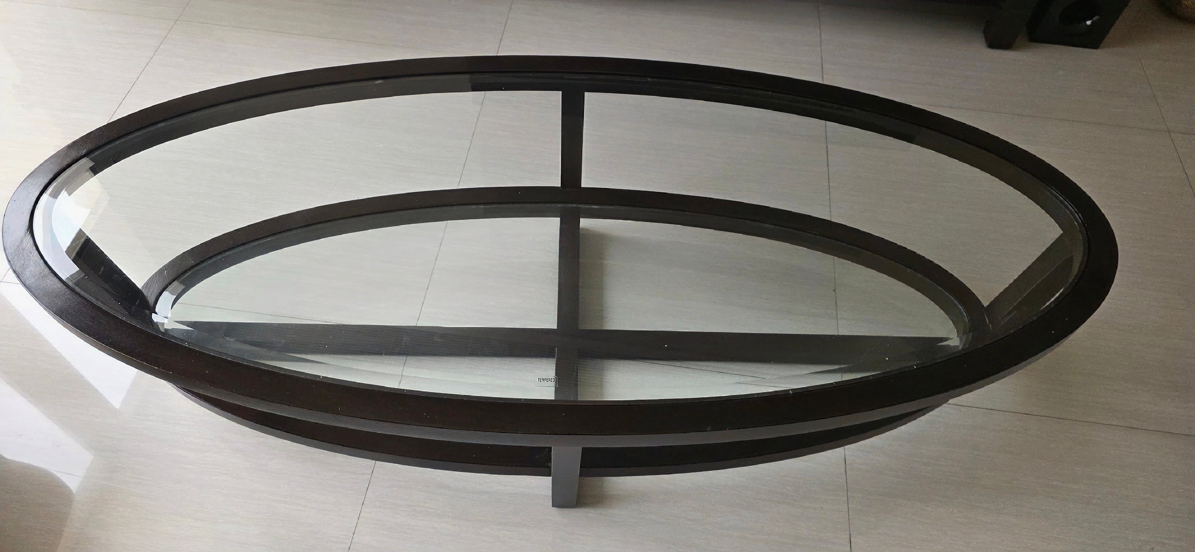Living room table with glass cover - Image 1