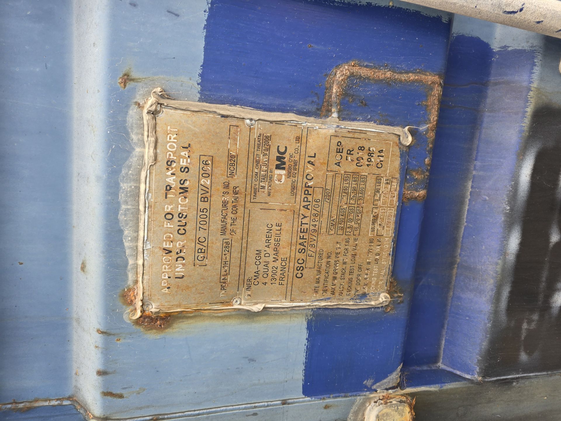 CONTAINERS  available  - Image 9