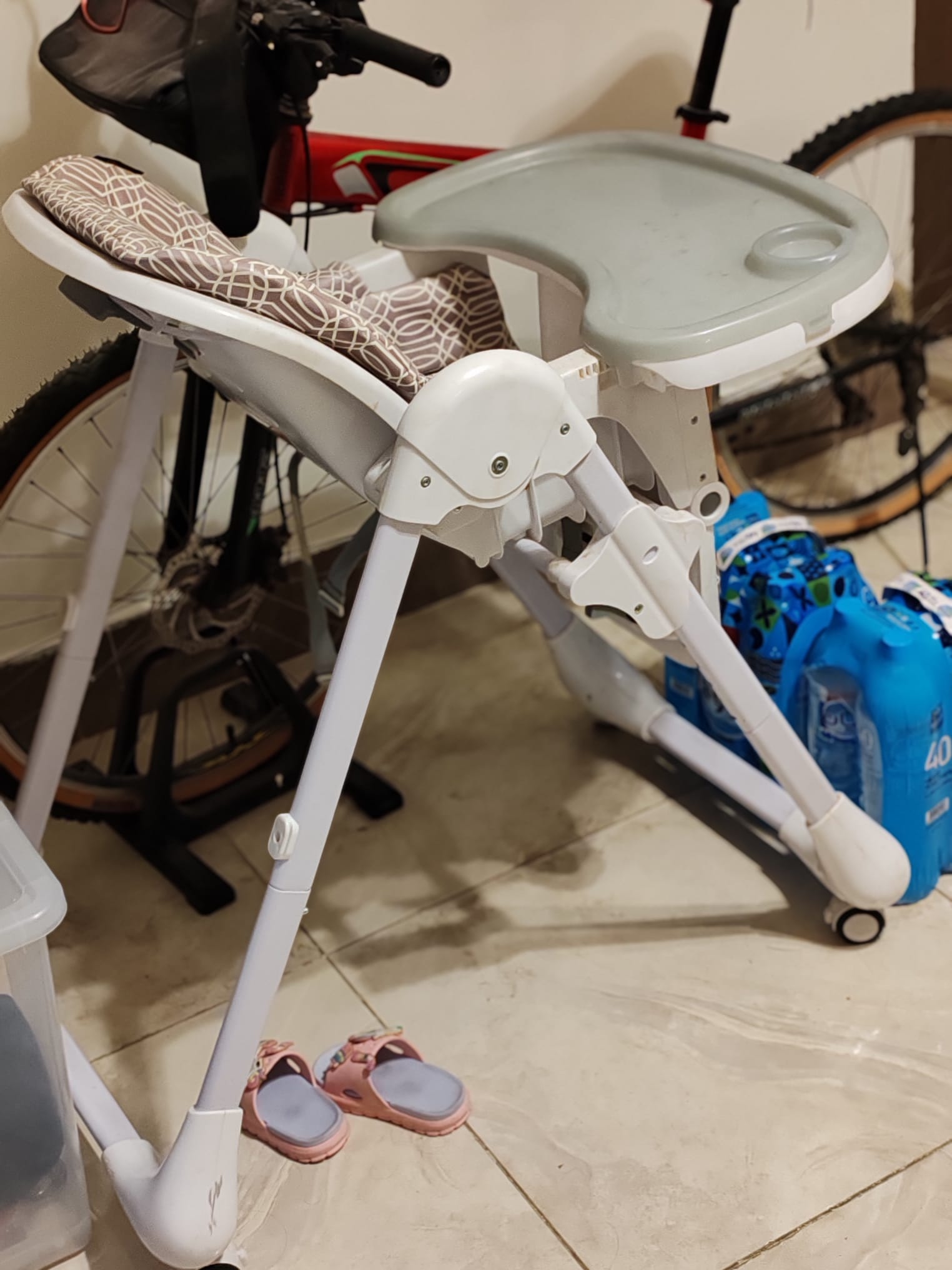 Juniors Oxo high chair - Image 3