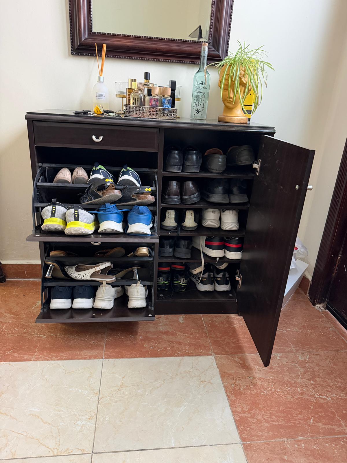 Shoes Cabinet - Image 2