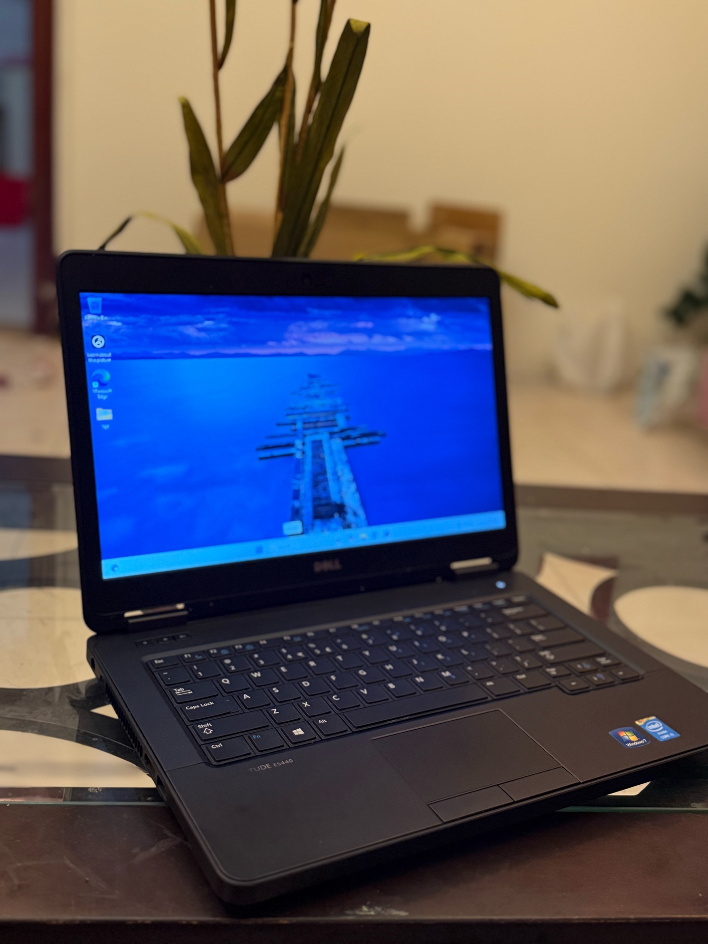 Dell Latitude 5440 | Core i5 4th Gen | 8GB RAM | 128GB SSD | Excellent Condition - Image 2