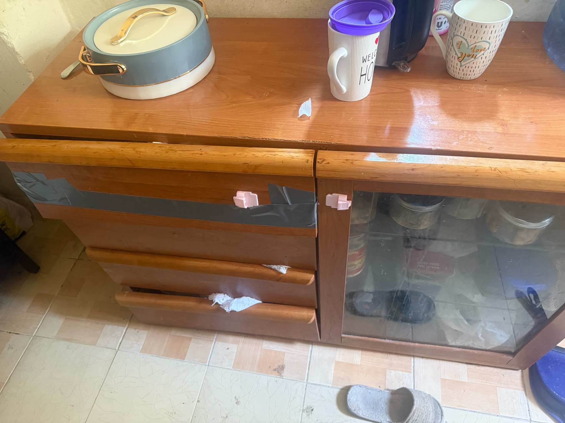 Gas Stove and Kitchen storage  - Image 4