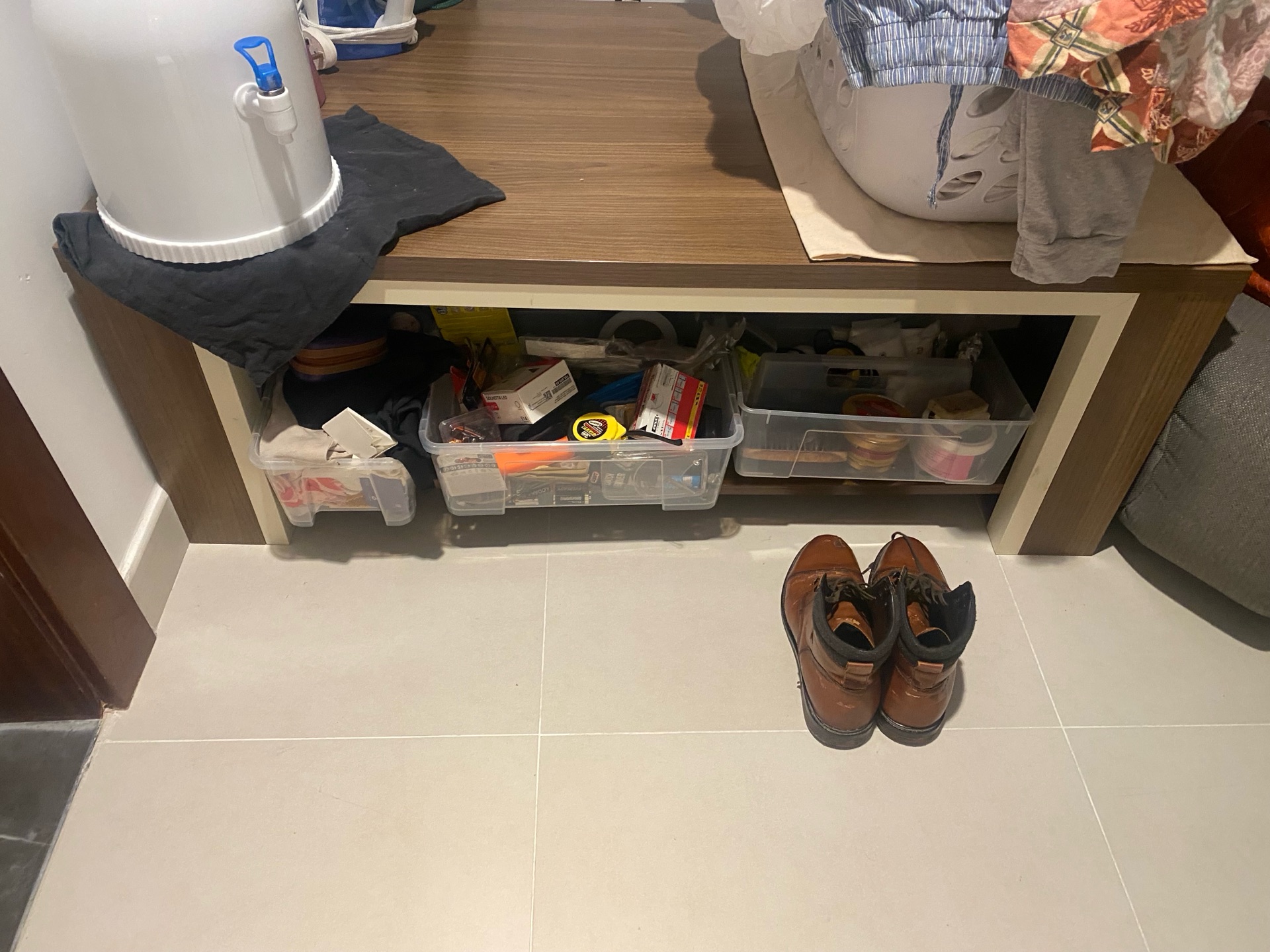 Living room/ office table - Image 4