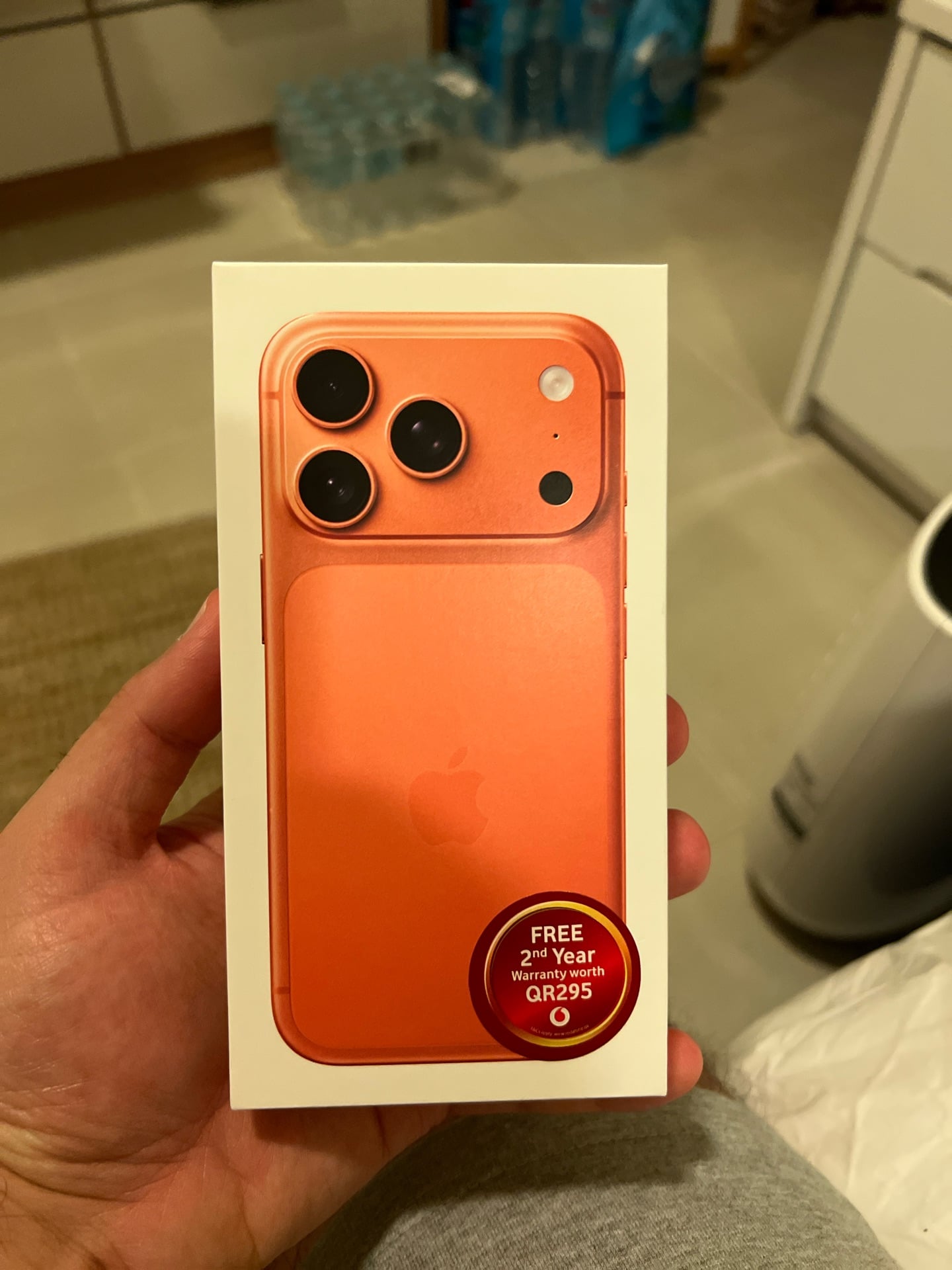 Iphone 17 pro 512 GB Vodafone edition sealed - Image 3
