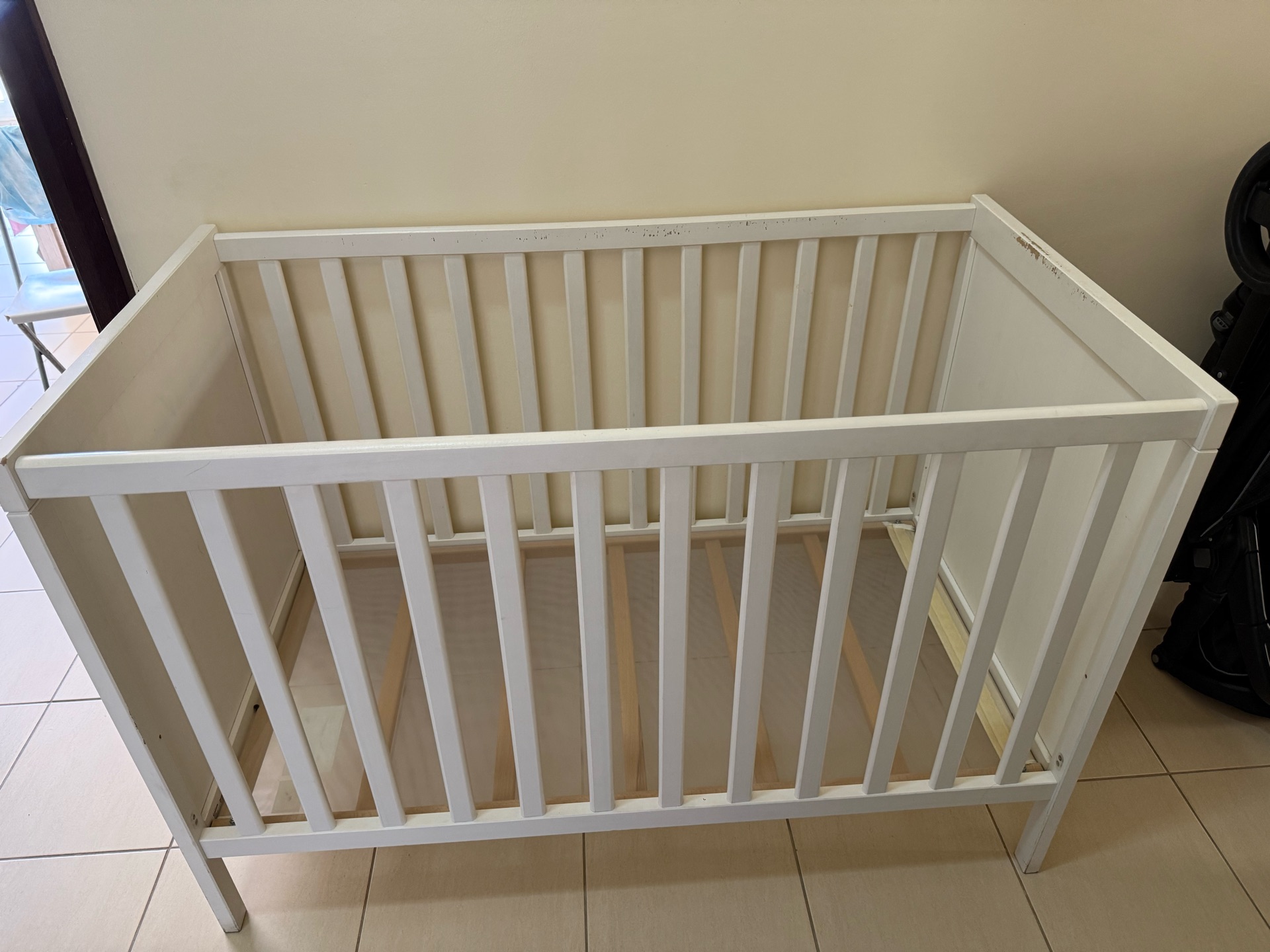 Baby cot with Mattress  - Image 6