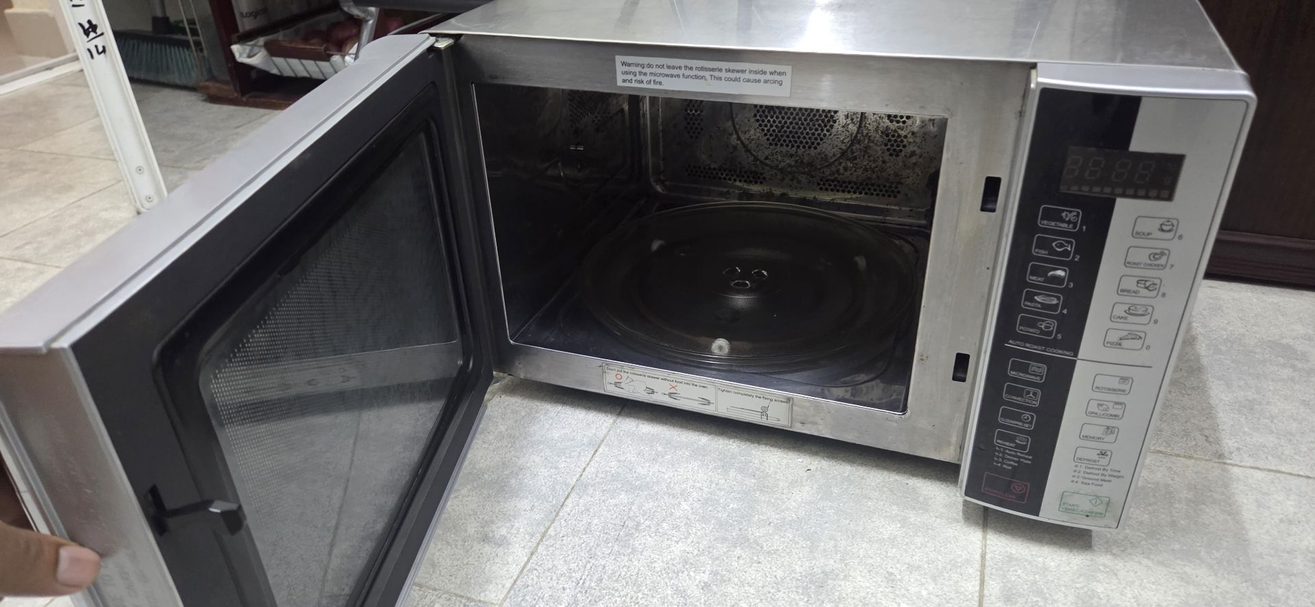 Microwave Oven for Free - Image 3