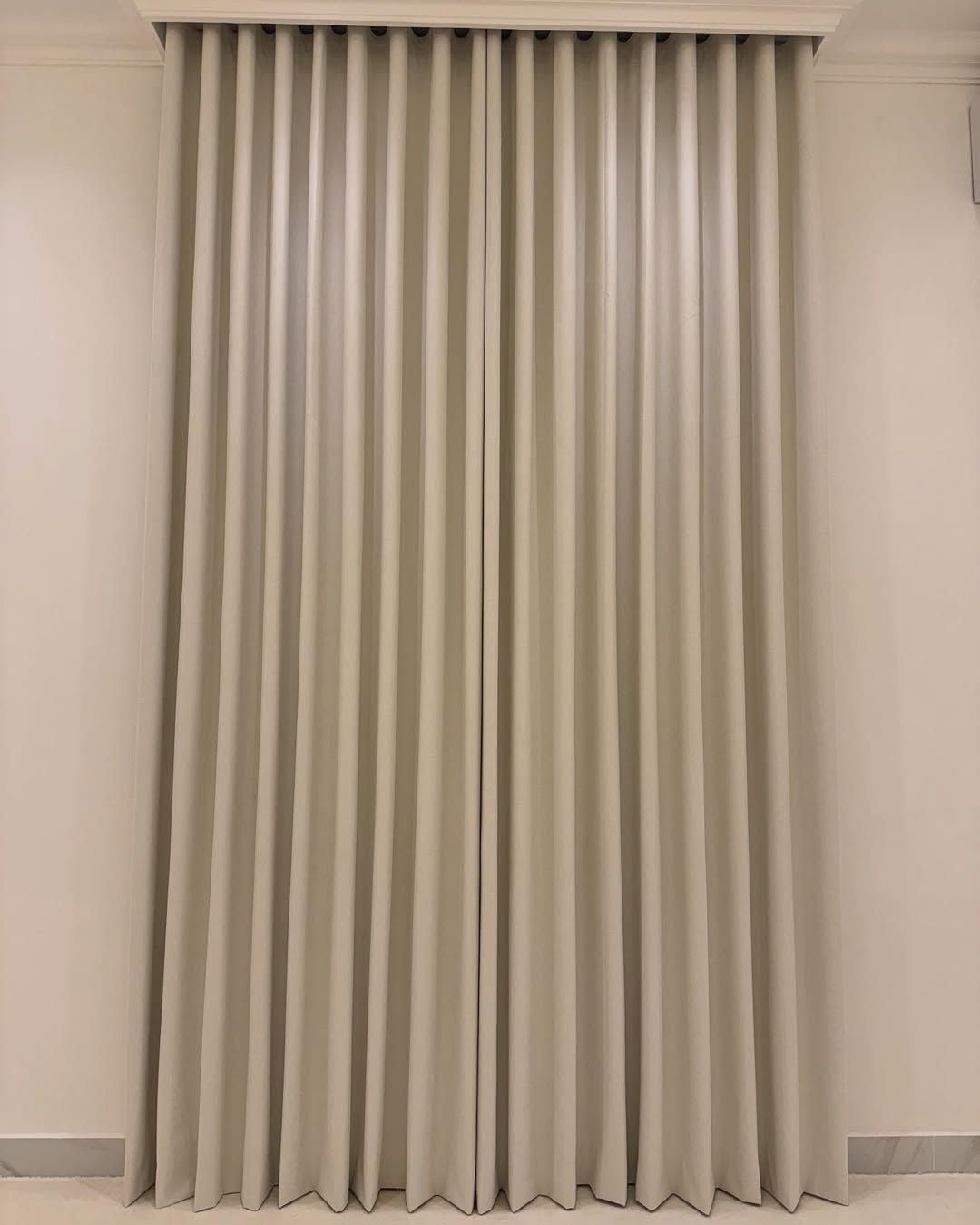 Curtains - Image 8