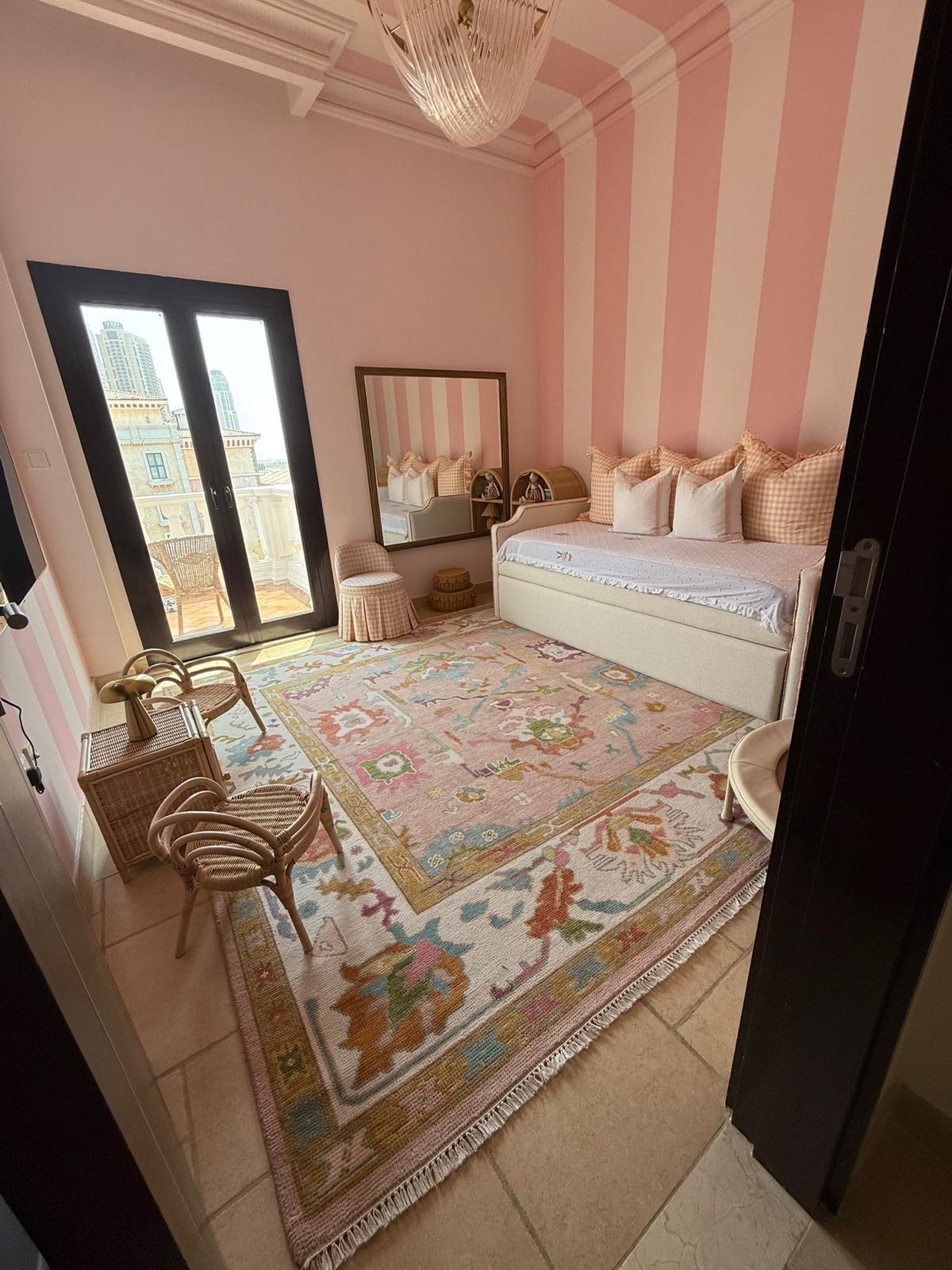 Gorgeous Oushak Rugs  - Image 3
