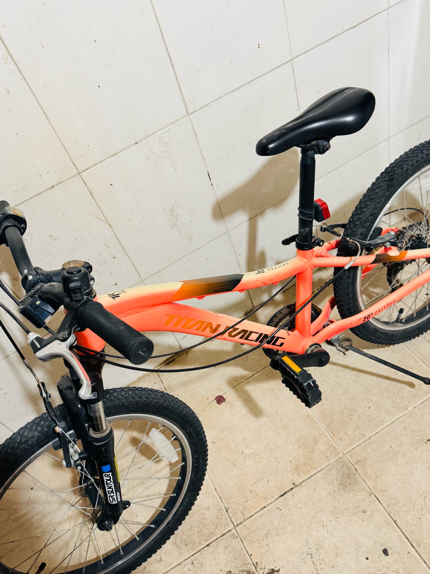 Titan racing 20، بحالة ممتازة - Image 8