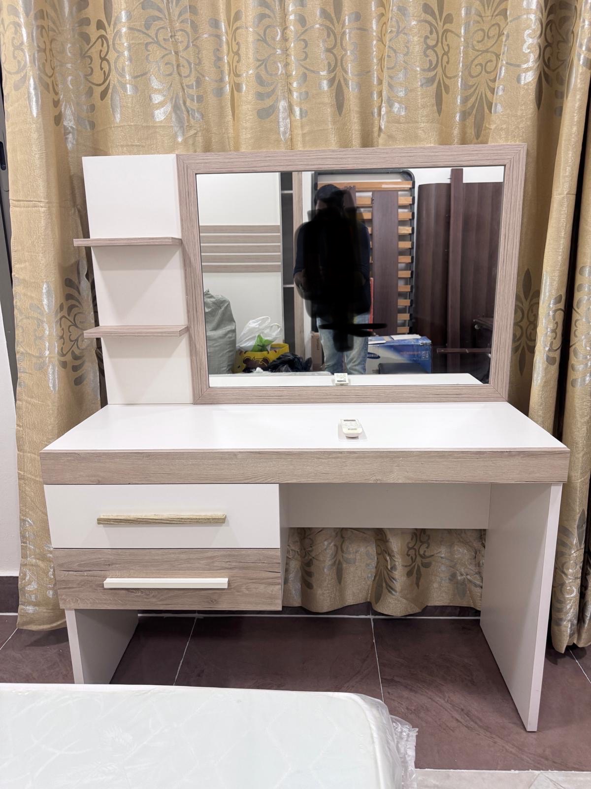Single bed with mattress, side table, dressing table for sale - Image 4