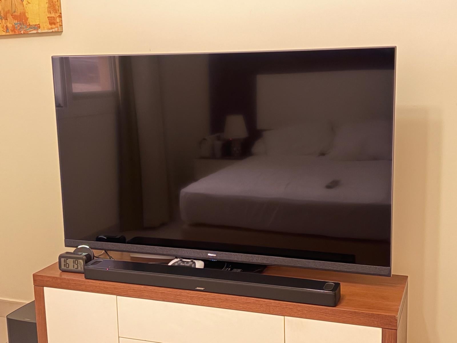 Selling my Hisense 65-inch Mini-LED ULED 4K Smart TV. - Image 1