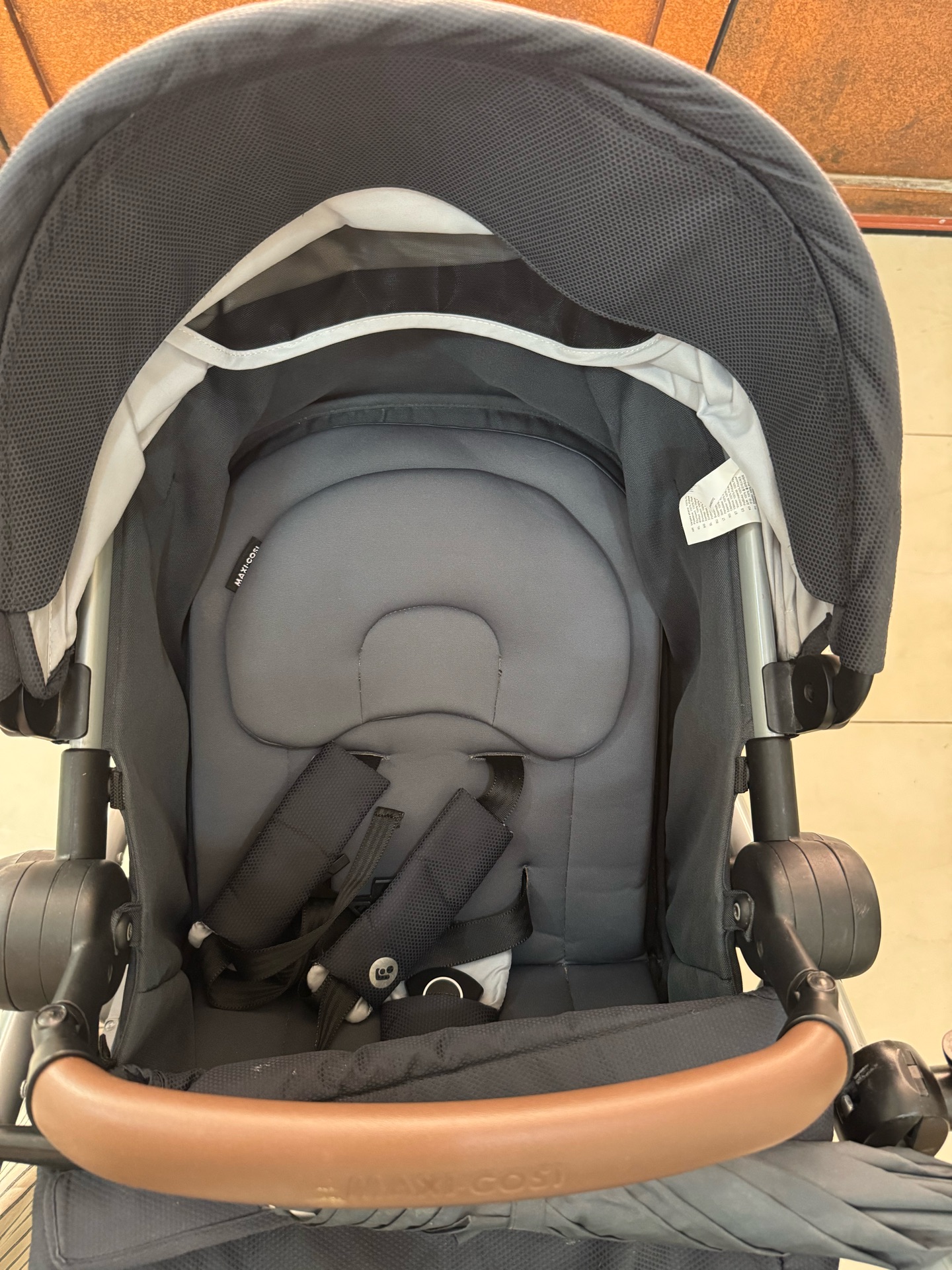 Maxi. Cosi Stroller in excellent condition  - Image 10