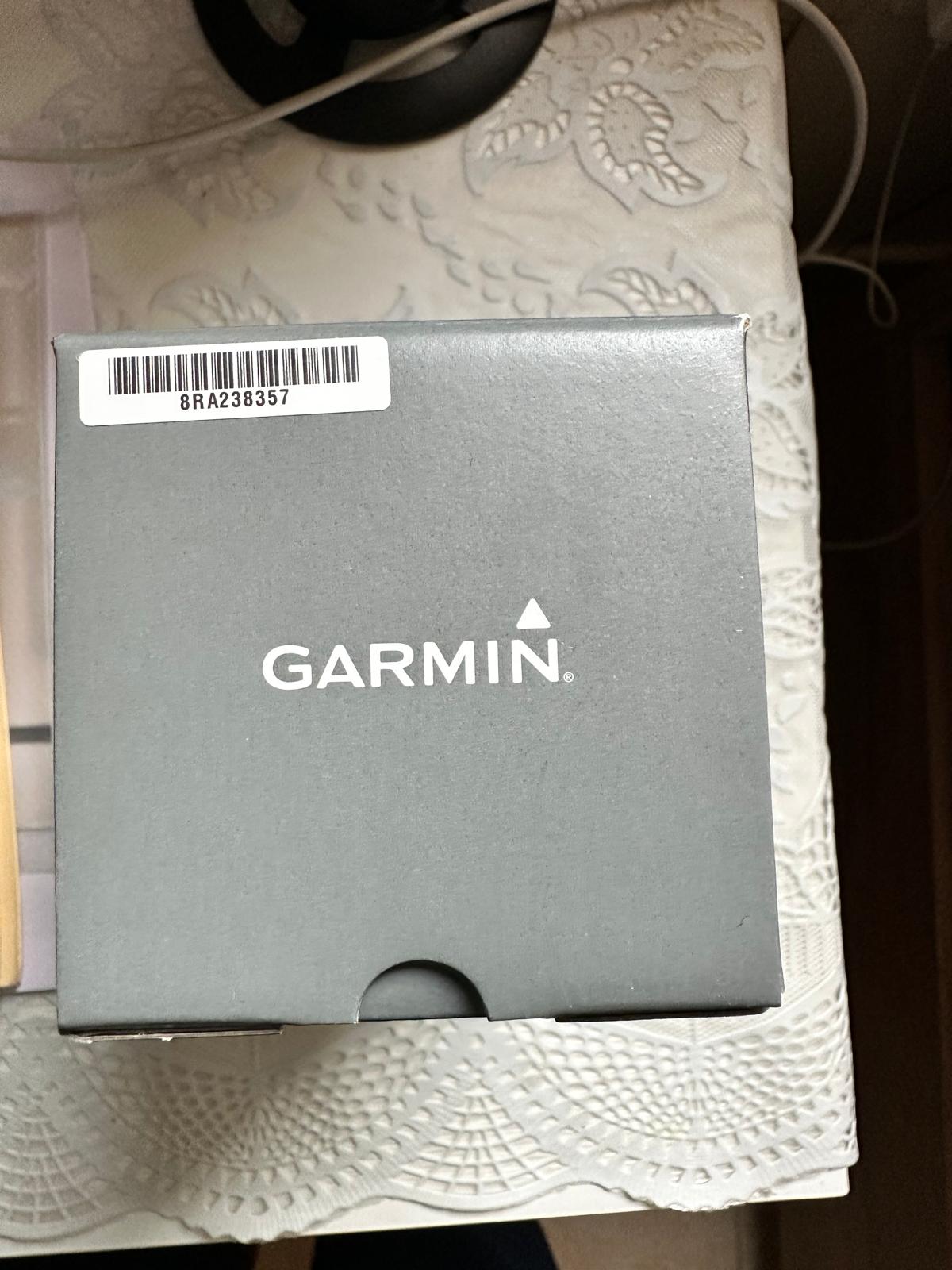 Garmin Vivo Active 6 for SALE - Image 2
