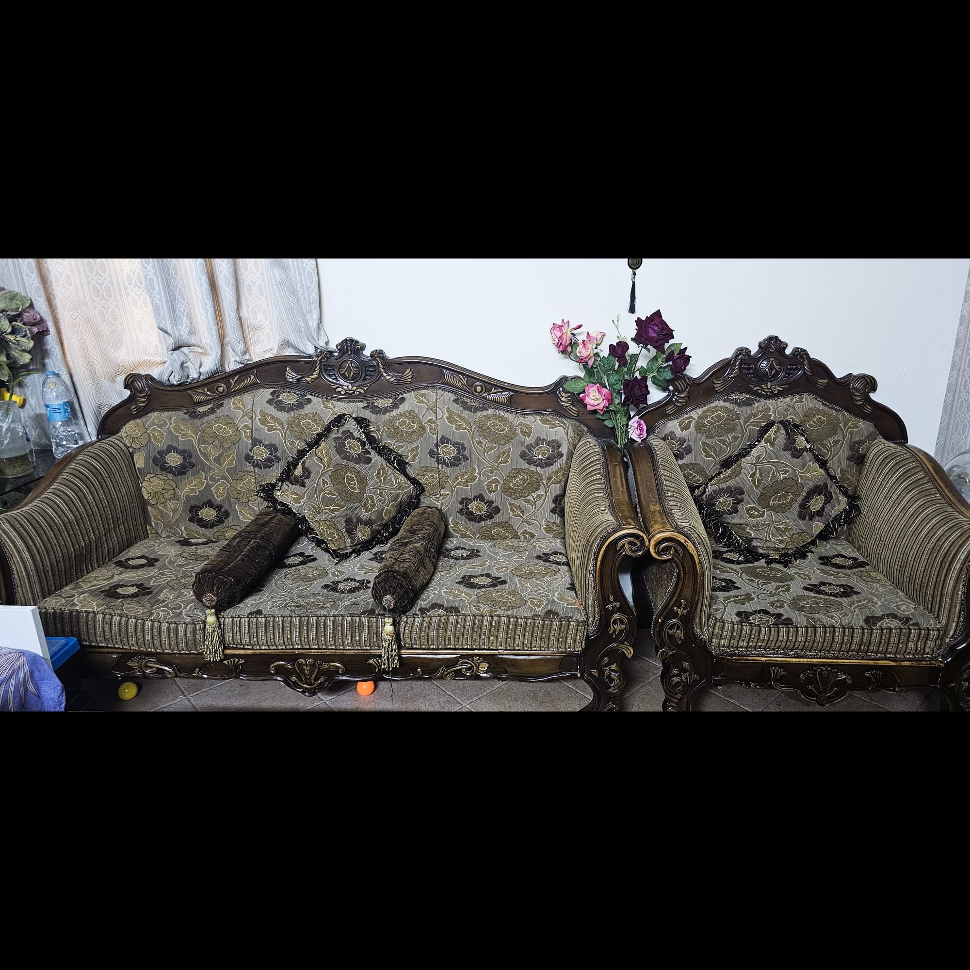 Wooden sofa set with centre table. - Image 1