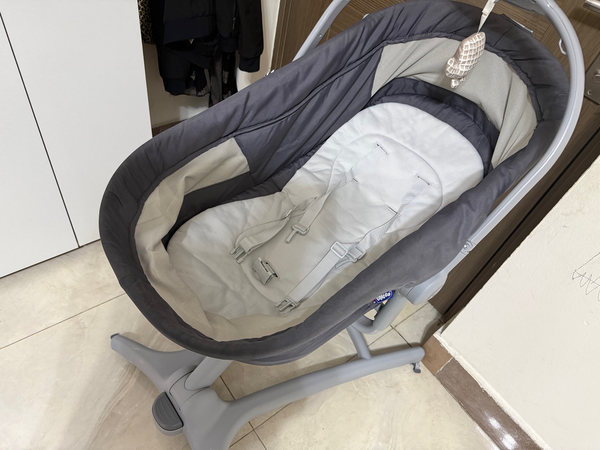CHICCO 4 in 1 baby/ cot/ high chair - Image 6