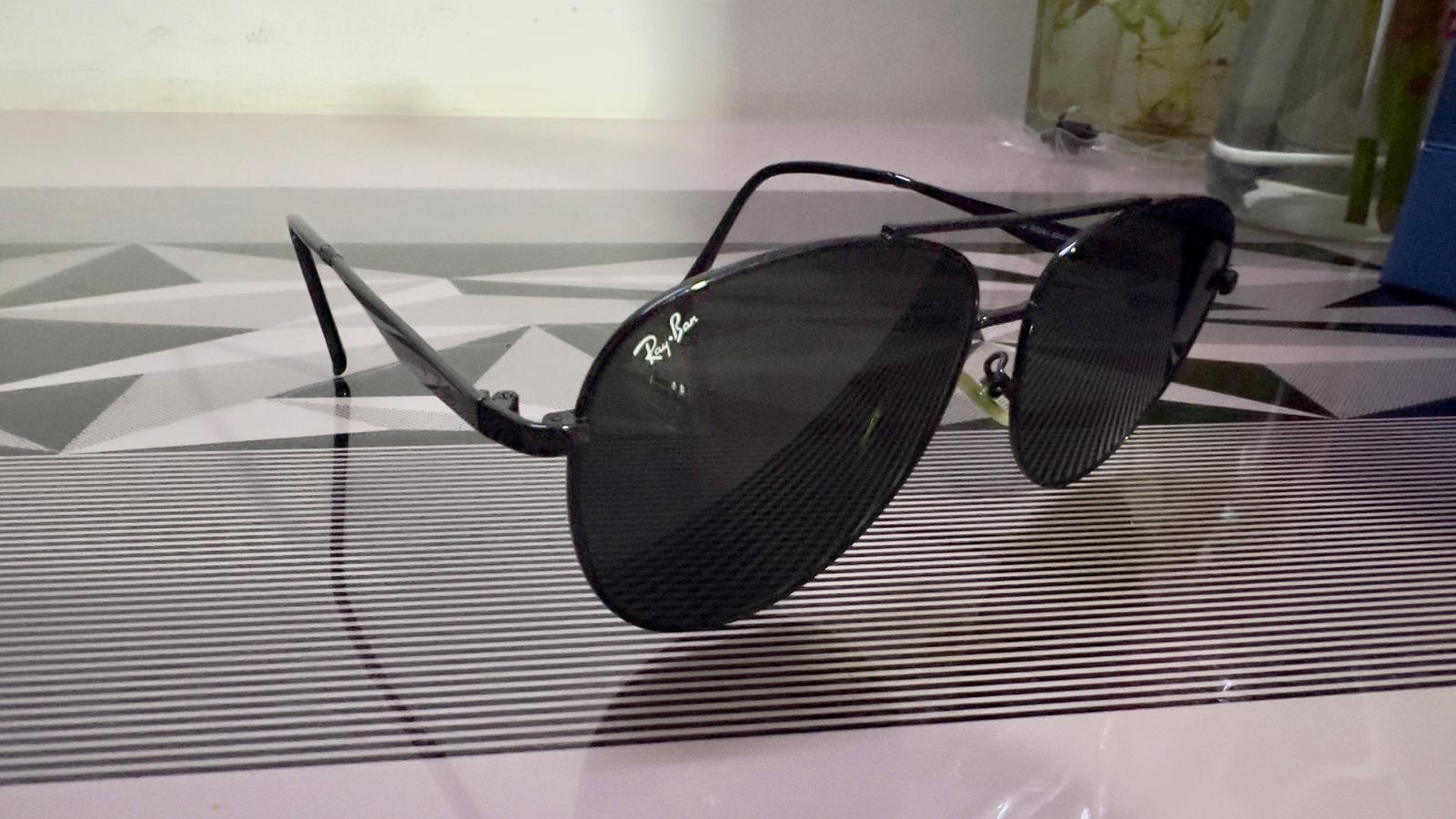Authentic Ray-Ban Men’s Sunglasses – Classic Black (Rarely Used) - Image 2