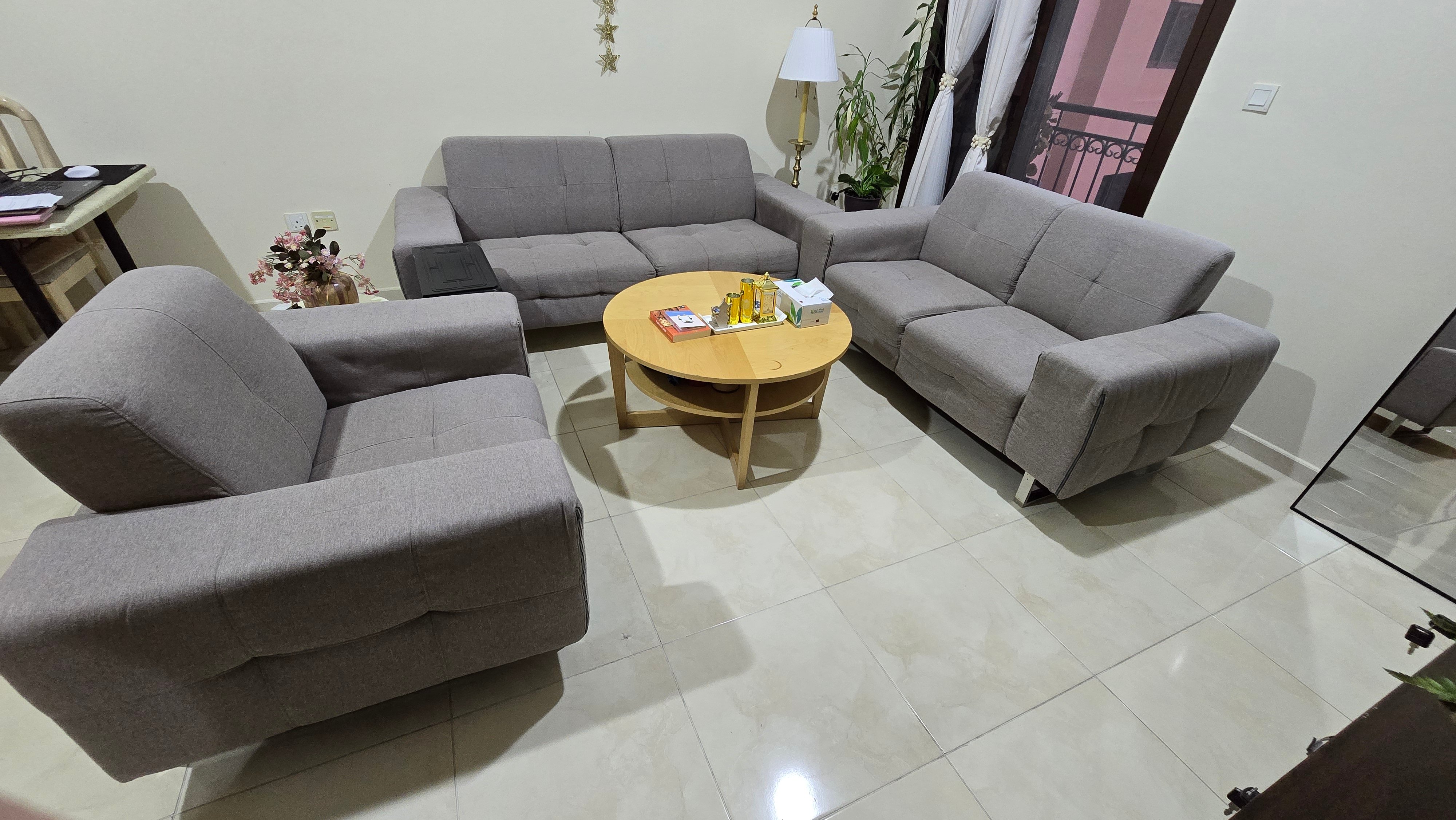 Sofas and Table - Image 4