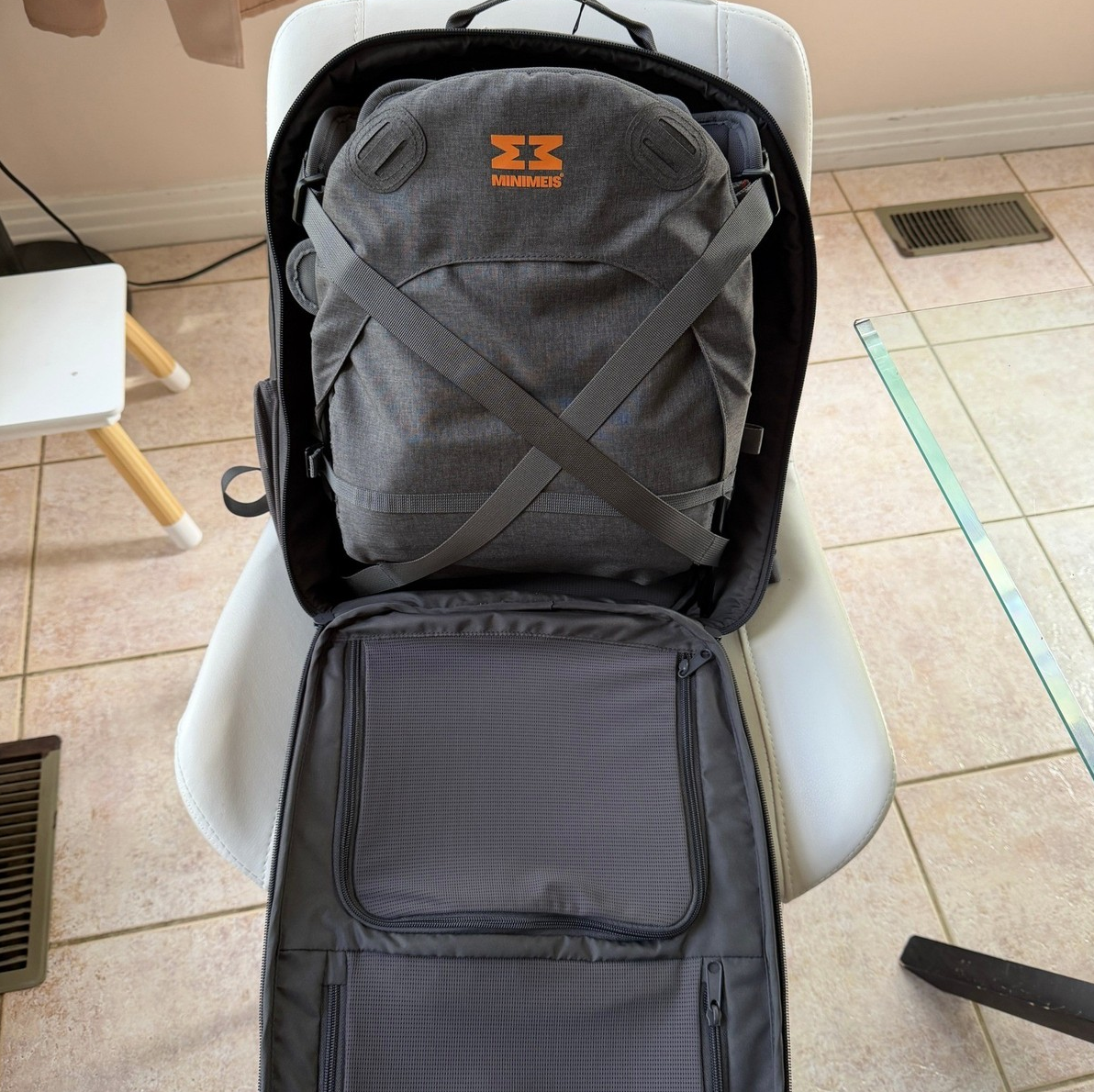 MiniMeis G4 Shoulder Carrier + Backpack 6 Months-4 Yea - Image 6