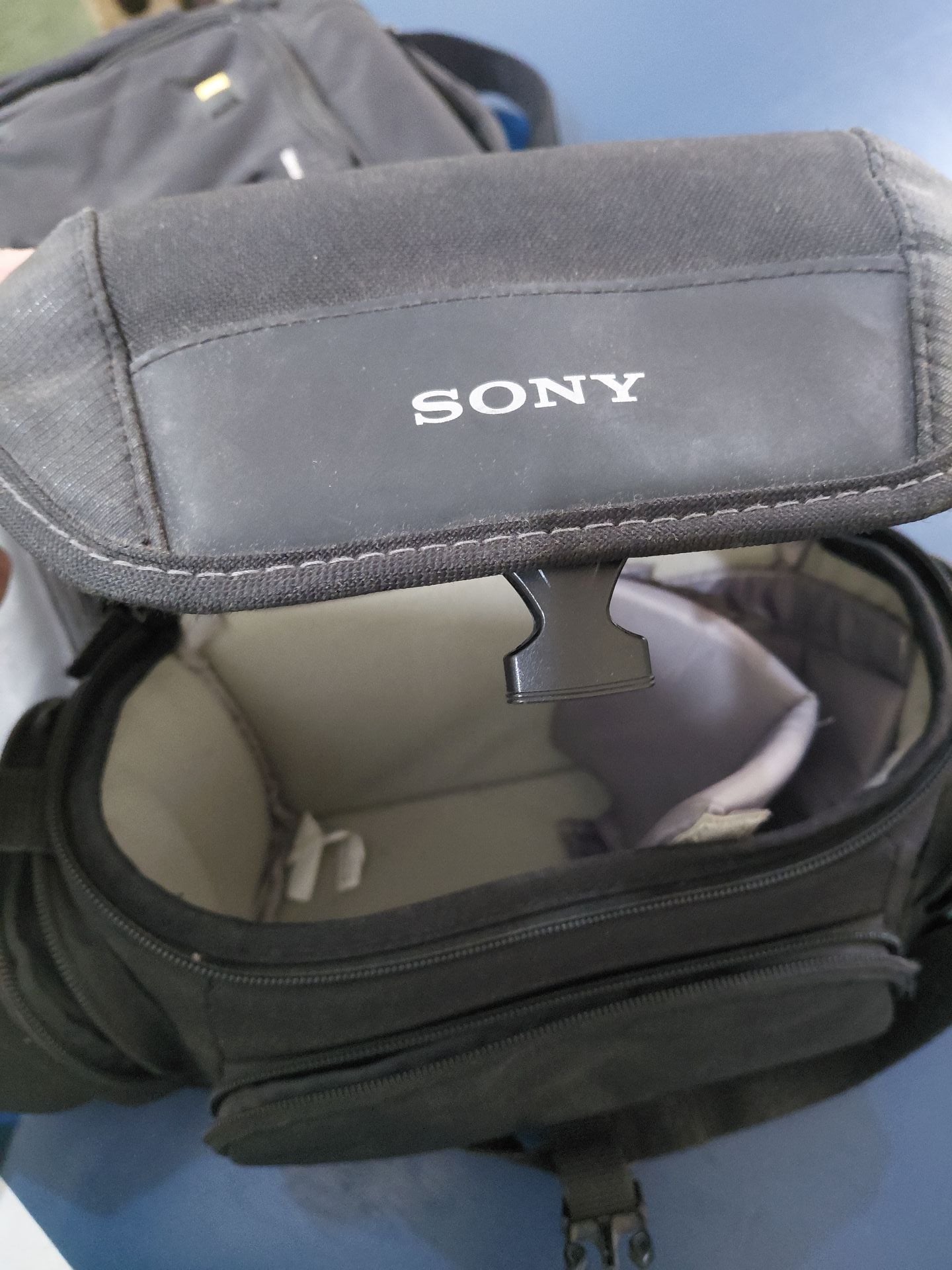 camera bags (per piece) - Image 2