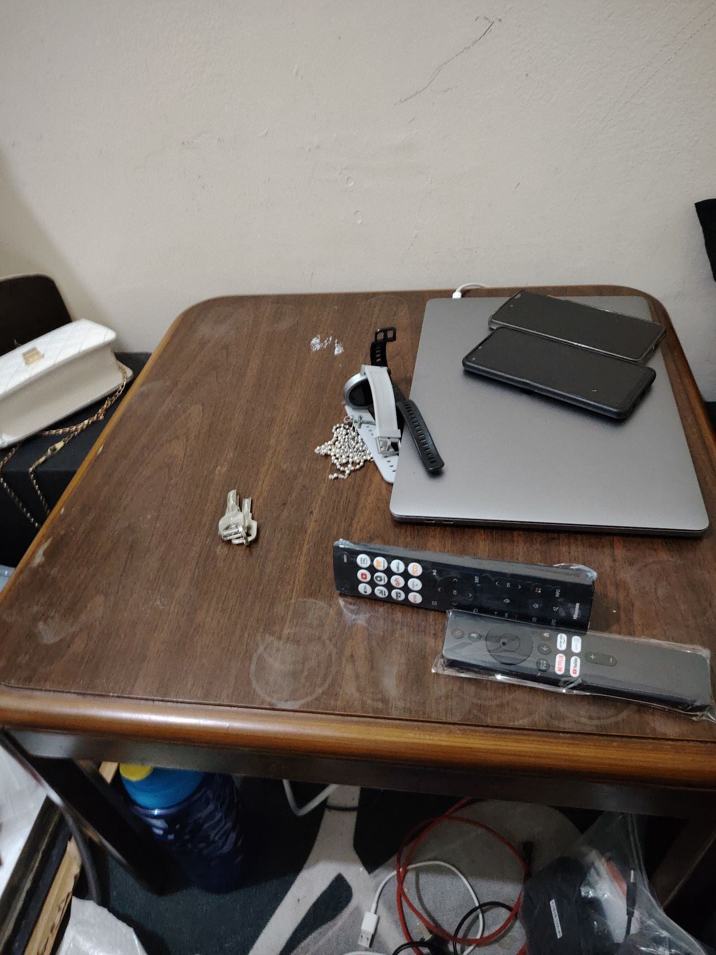 Wooden Table - Image 4