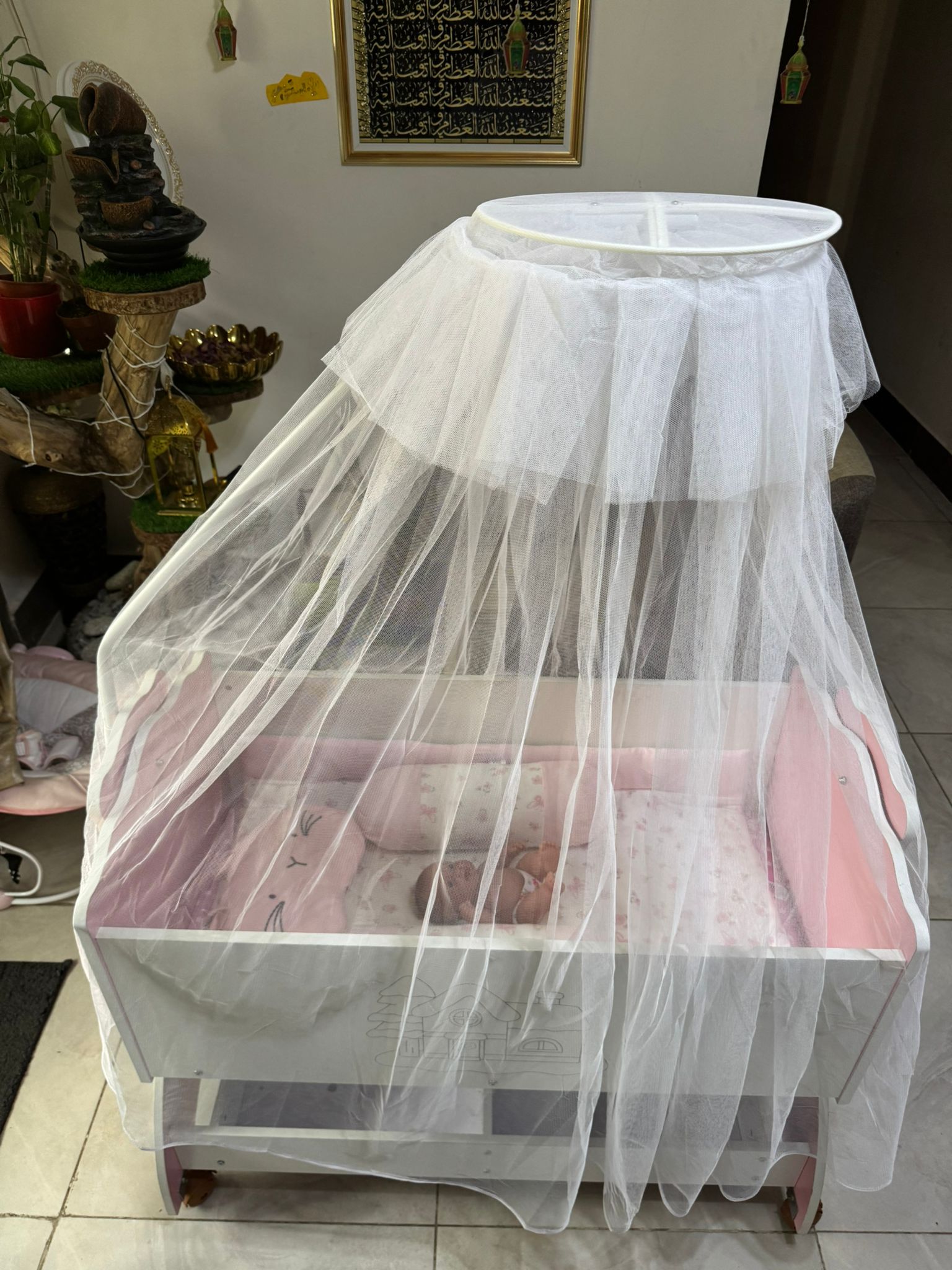 Baby Cradle and cot with wheels مهد الطفل وسرير مع عجلات - Image 9