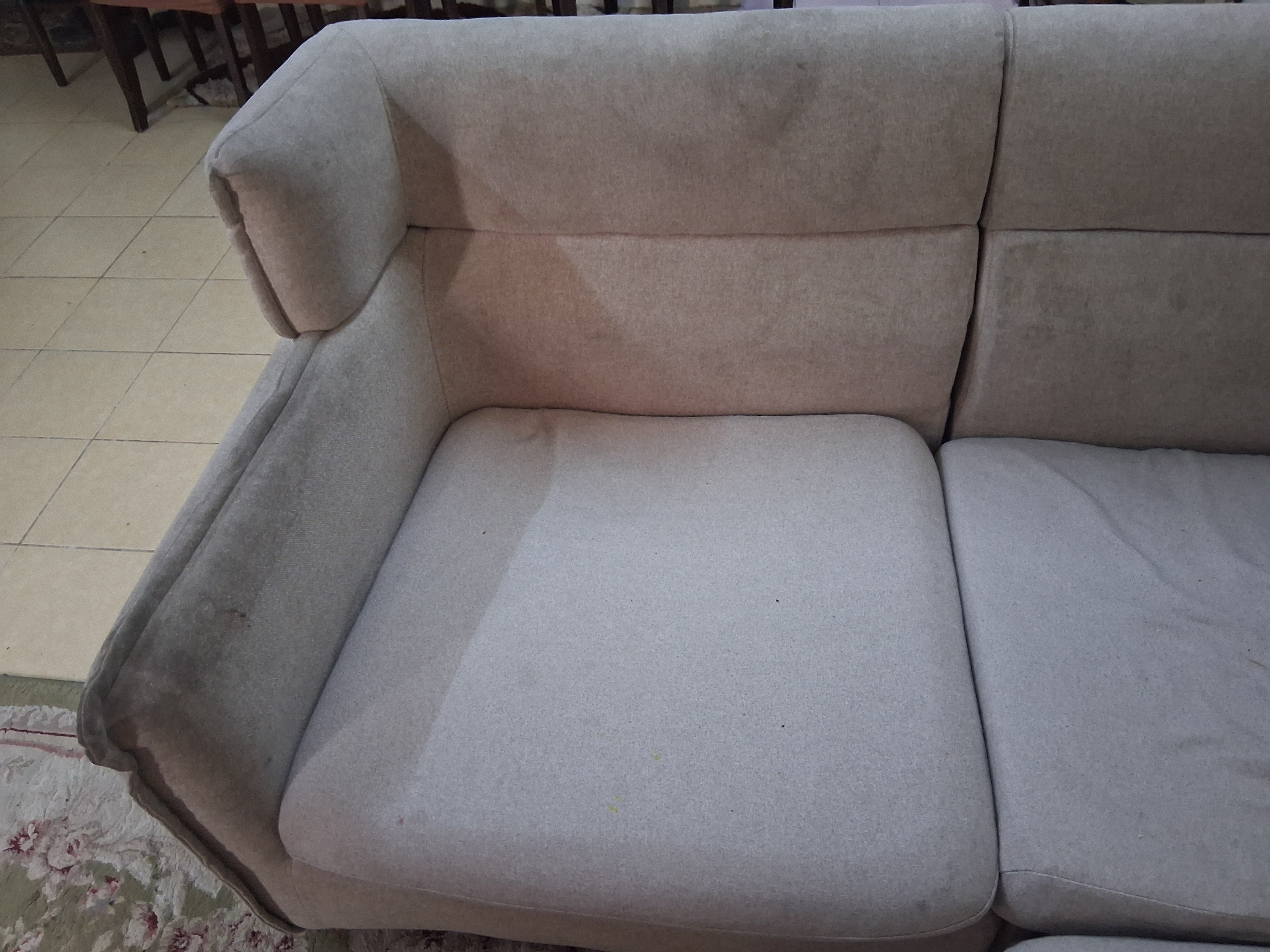 FRER Used sofa  - Image 5