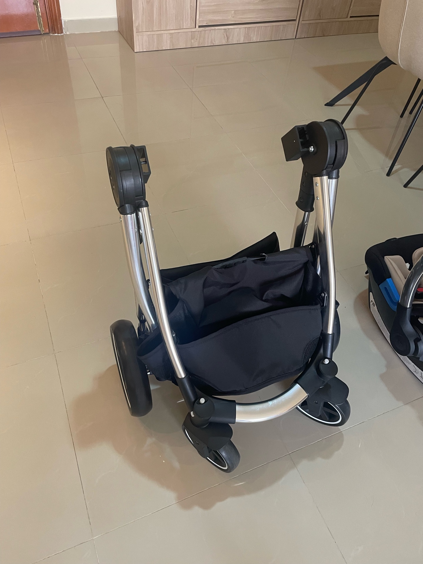 Car seat and stroller set mothercare - Image 3
