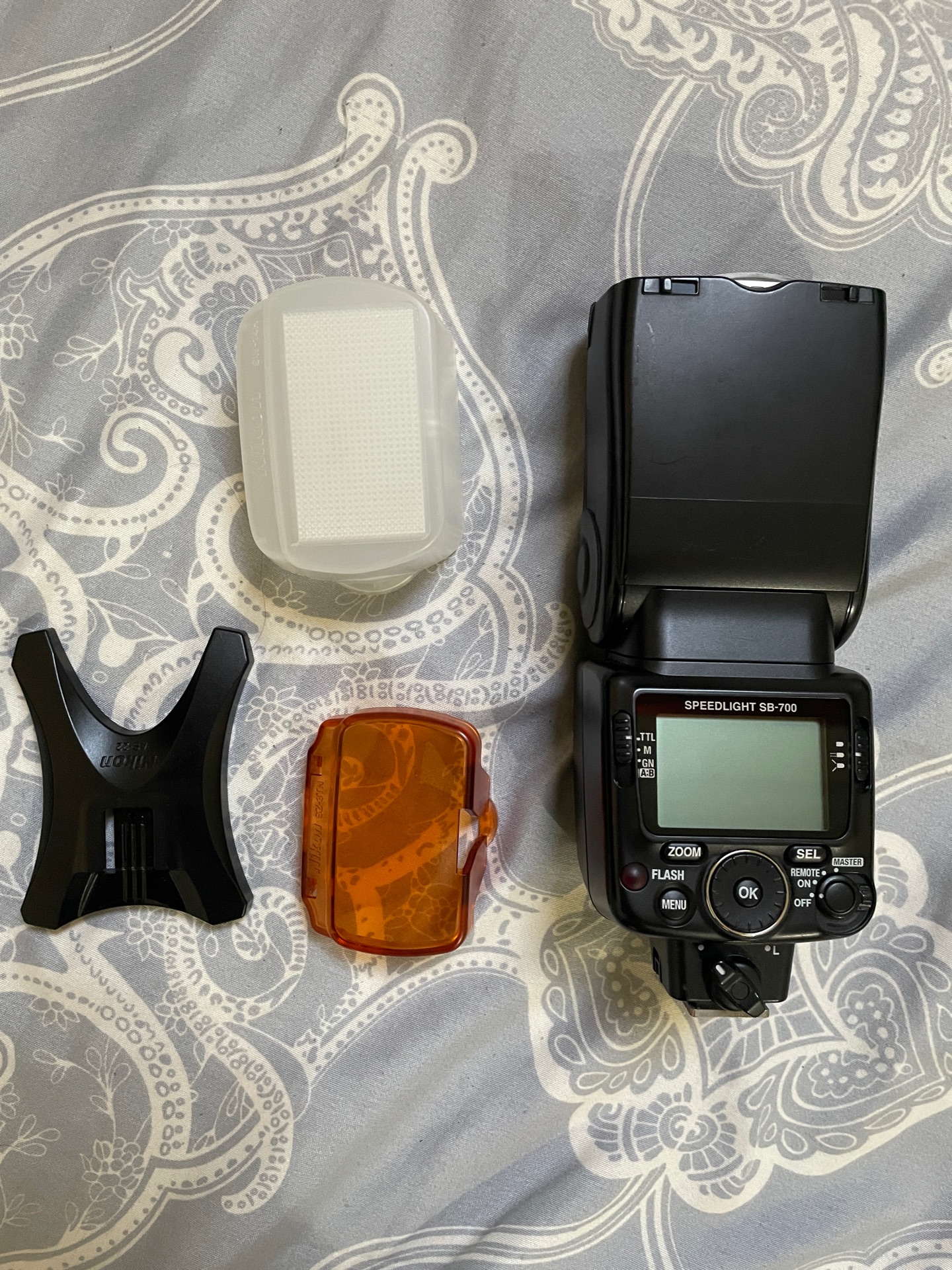 Nikon SB 700 Flashlight  - Image 3