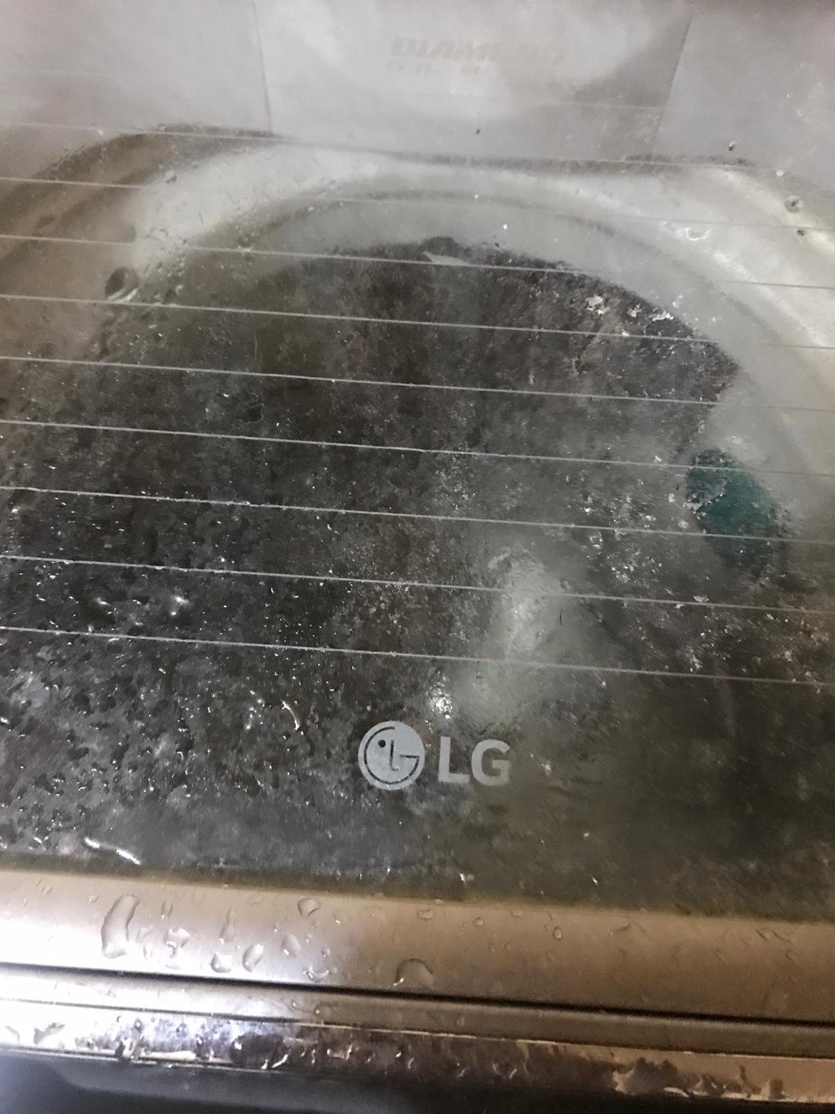 LG Turbo drum 10kg Washing maching For Sale - Image 2
