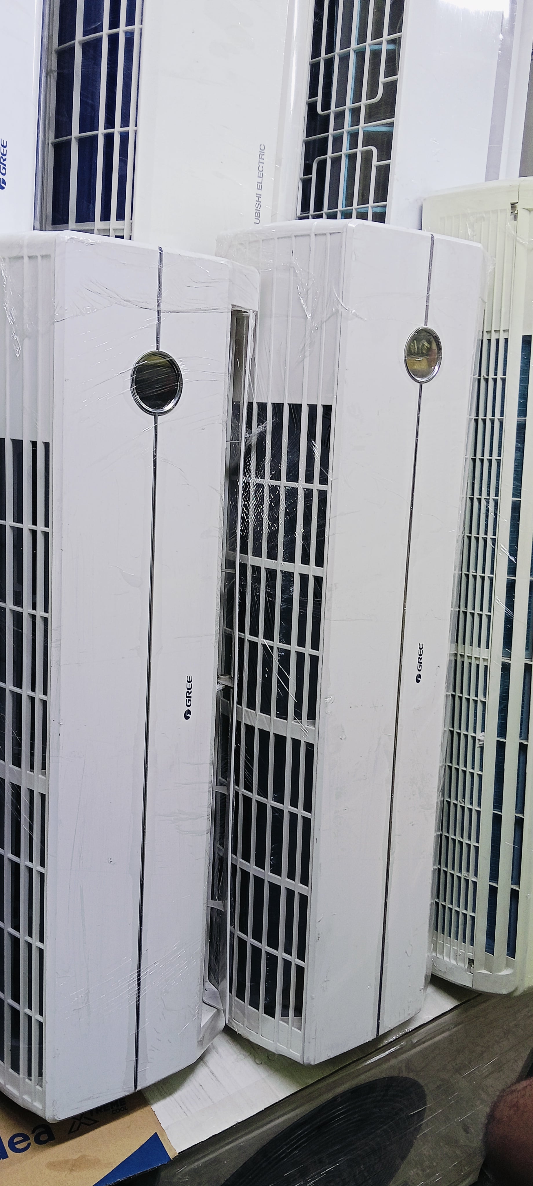 GREE ac sale all variety are available contact us now  - Image 5