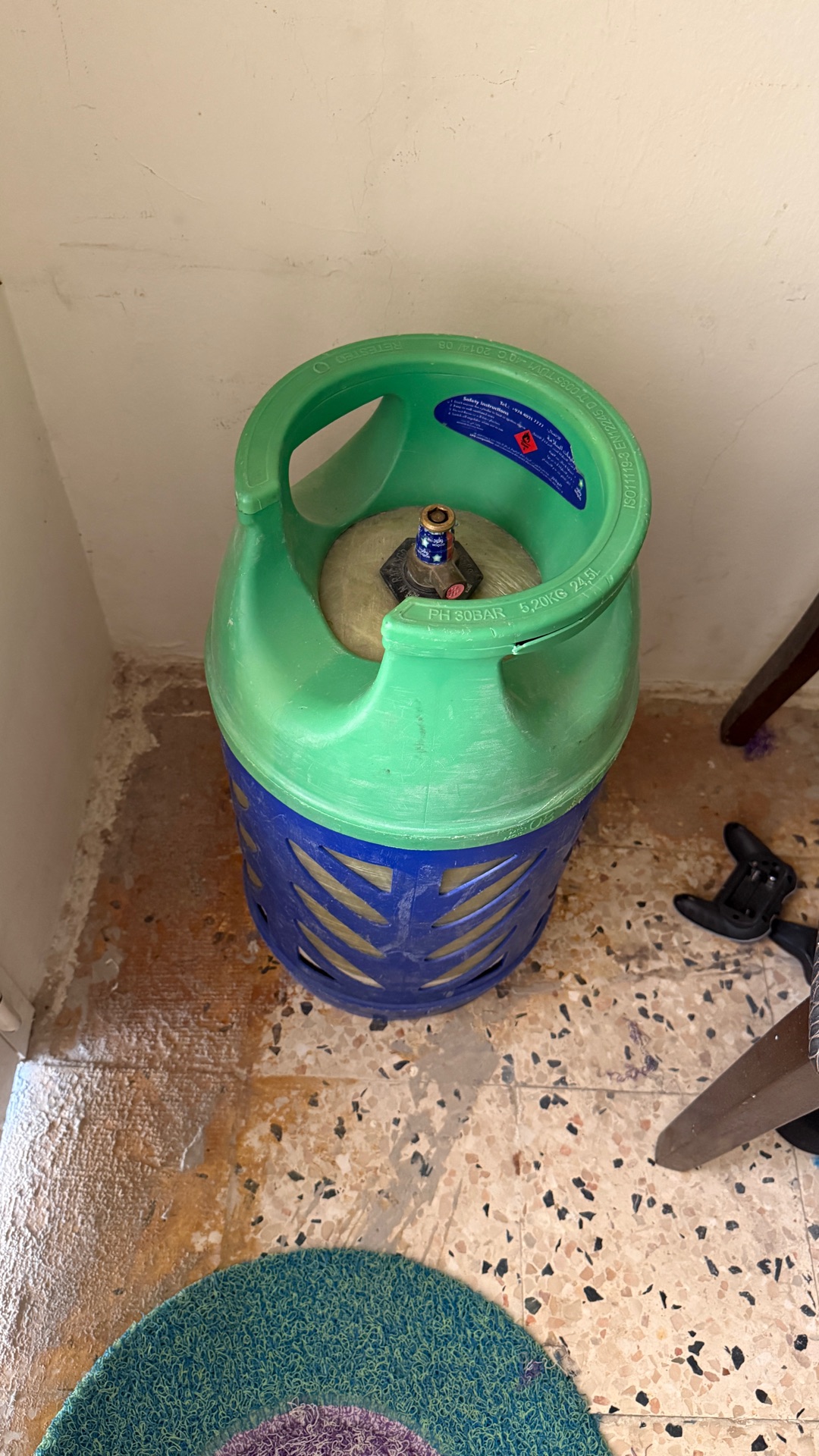 Gas cylinder 12 kg  - Image 4