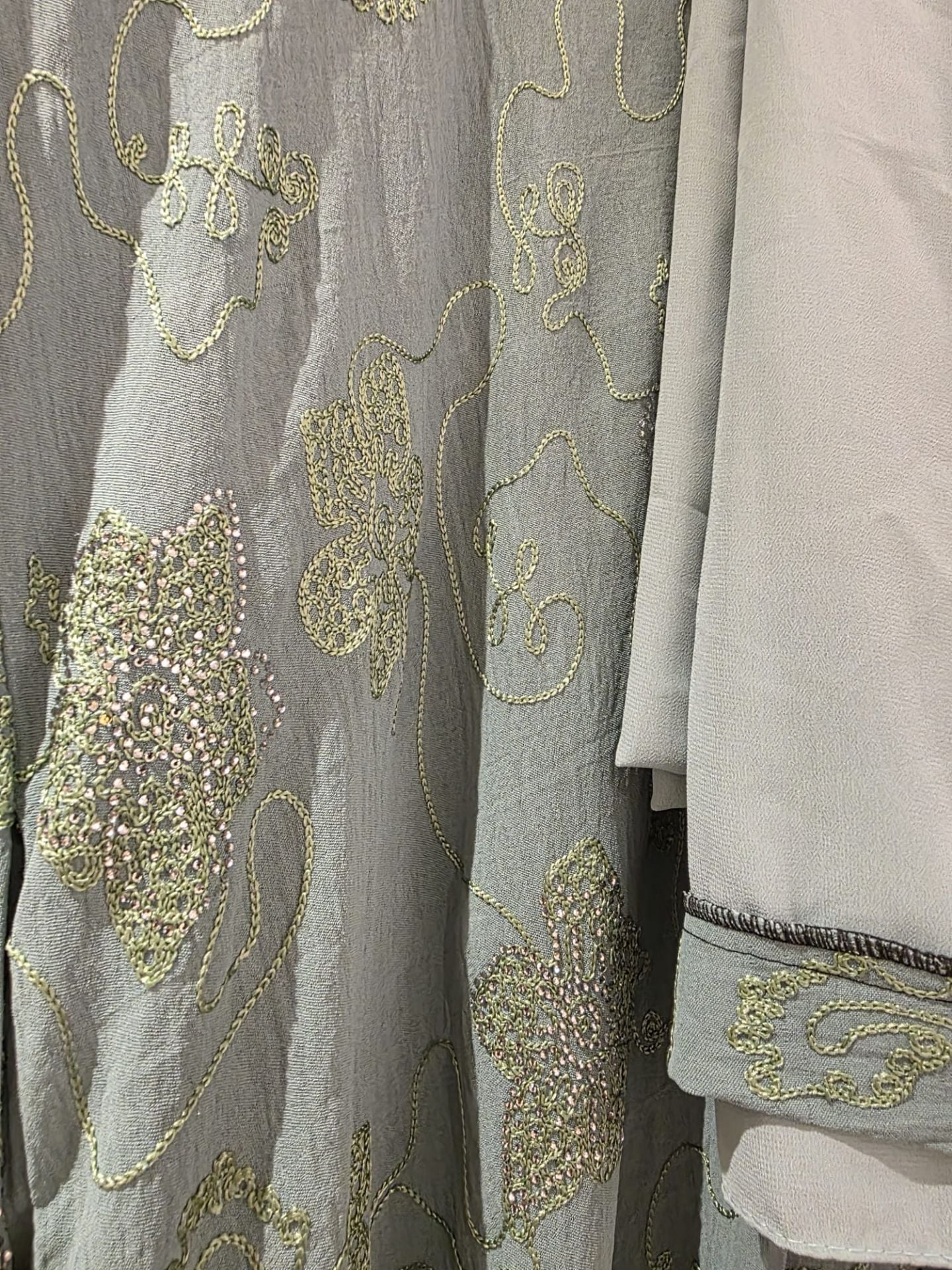 All brand new abayas for sale. Size is 58 - Image 9