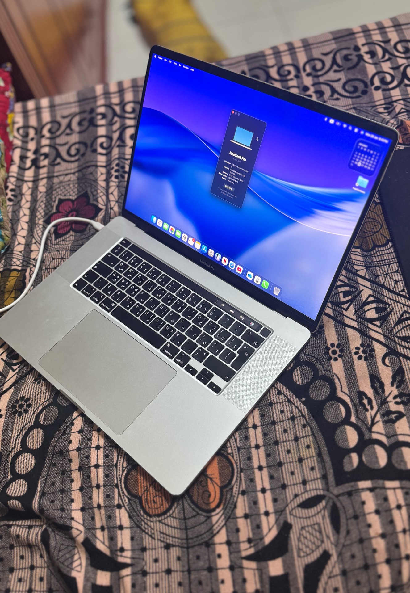 Macbook Pro i9 / 16-Inch  / 1 Tb / 16 Ram - Image 2