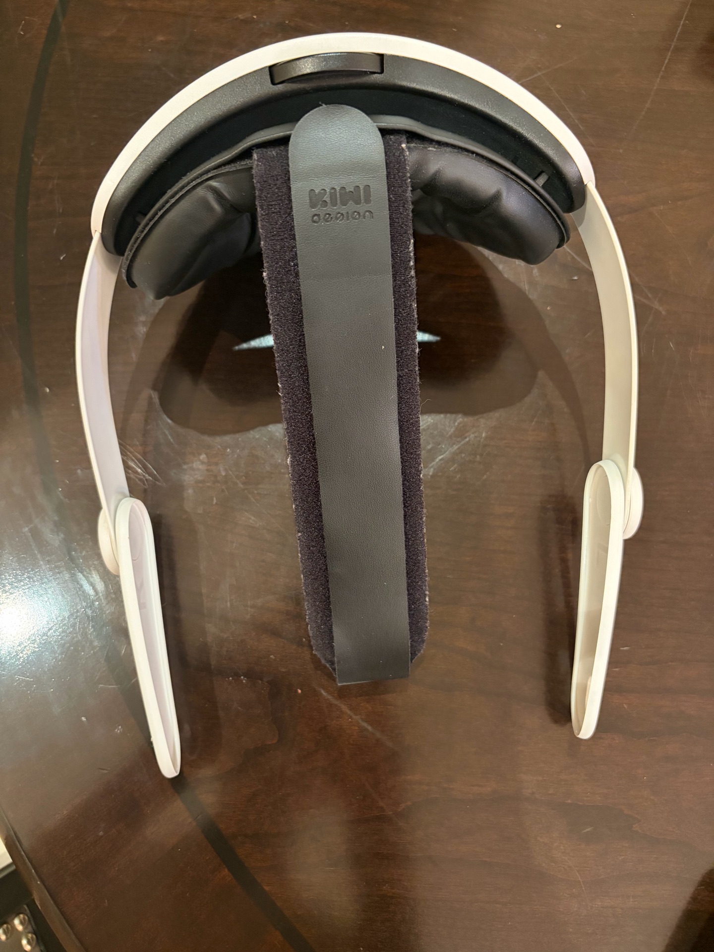 Meta Quest 3S 128GB + Upgraded Head Strap + Carrying Case  - Image 8