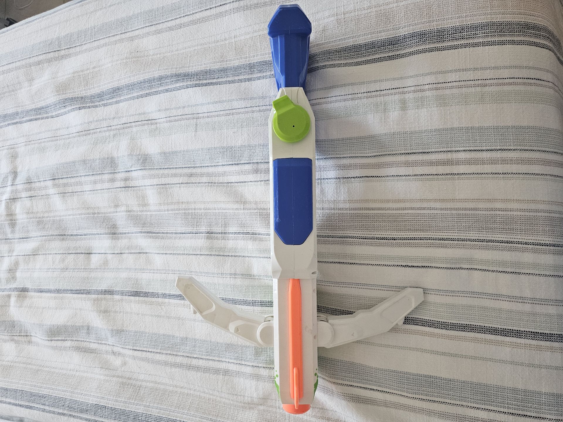 Water gun - Image 7