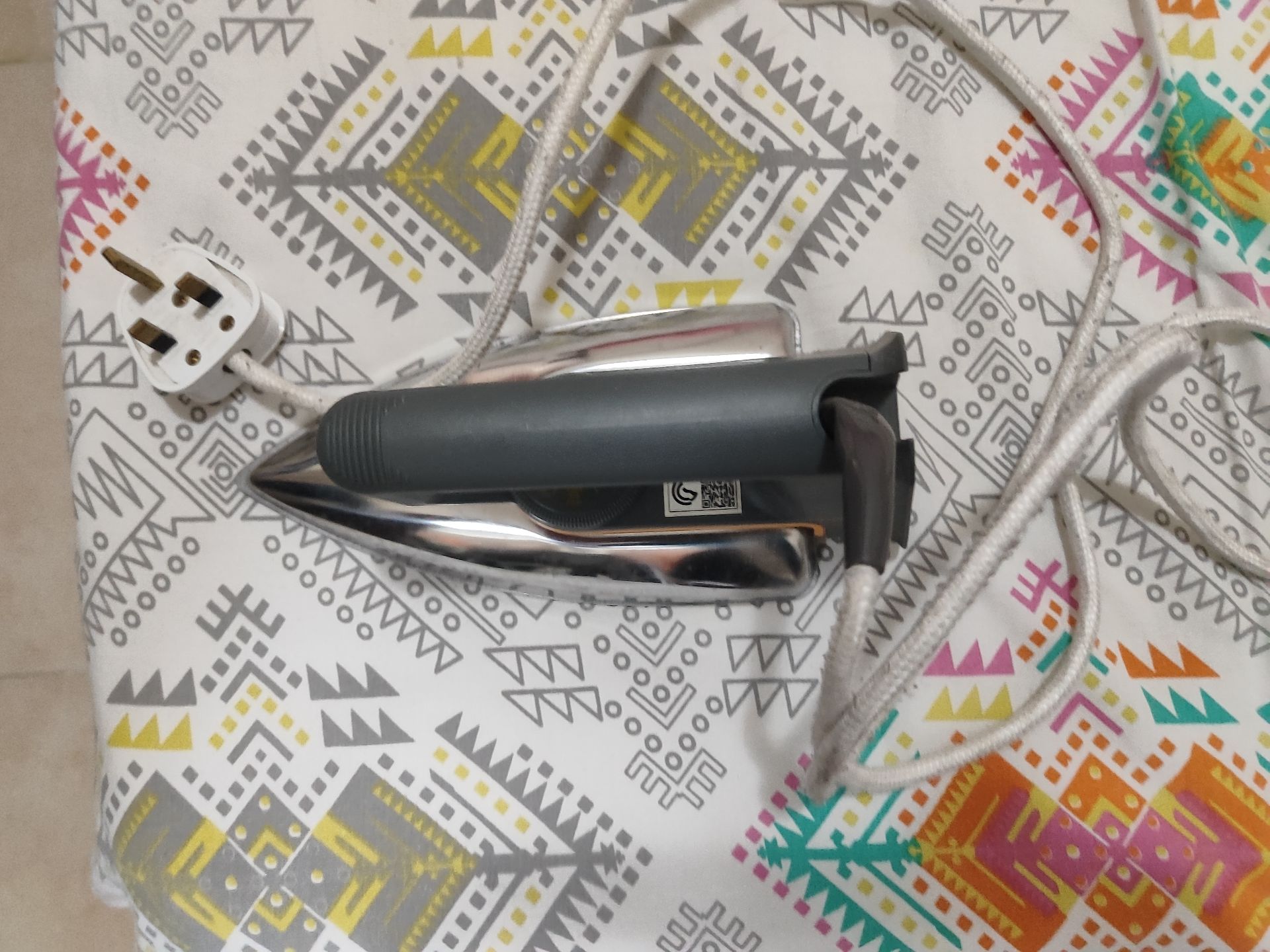 iron in working conditions  - Image 4