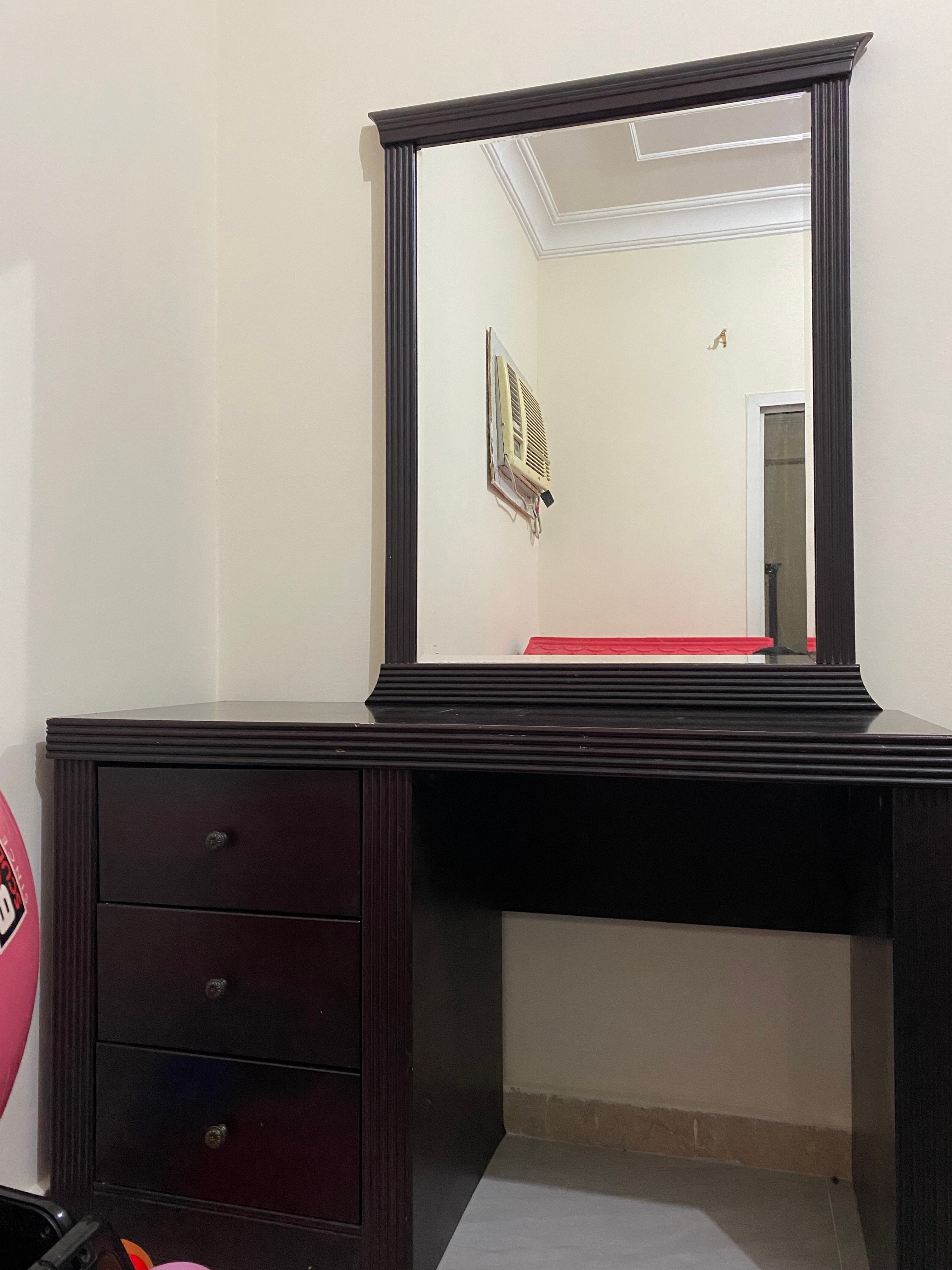 Dressing Table with Mirror - Image 1