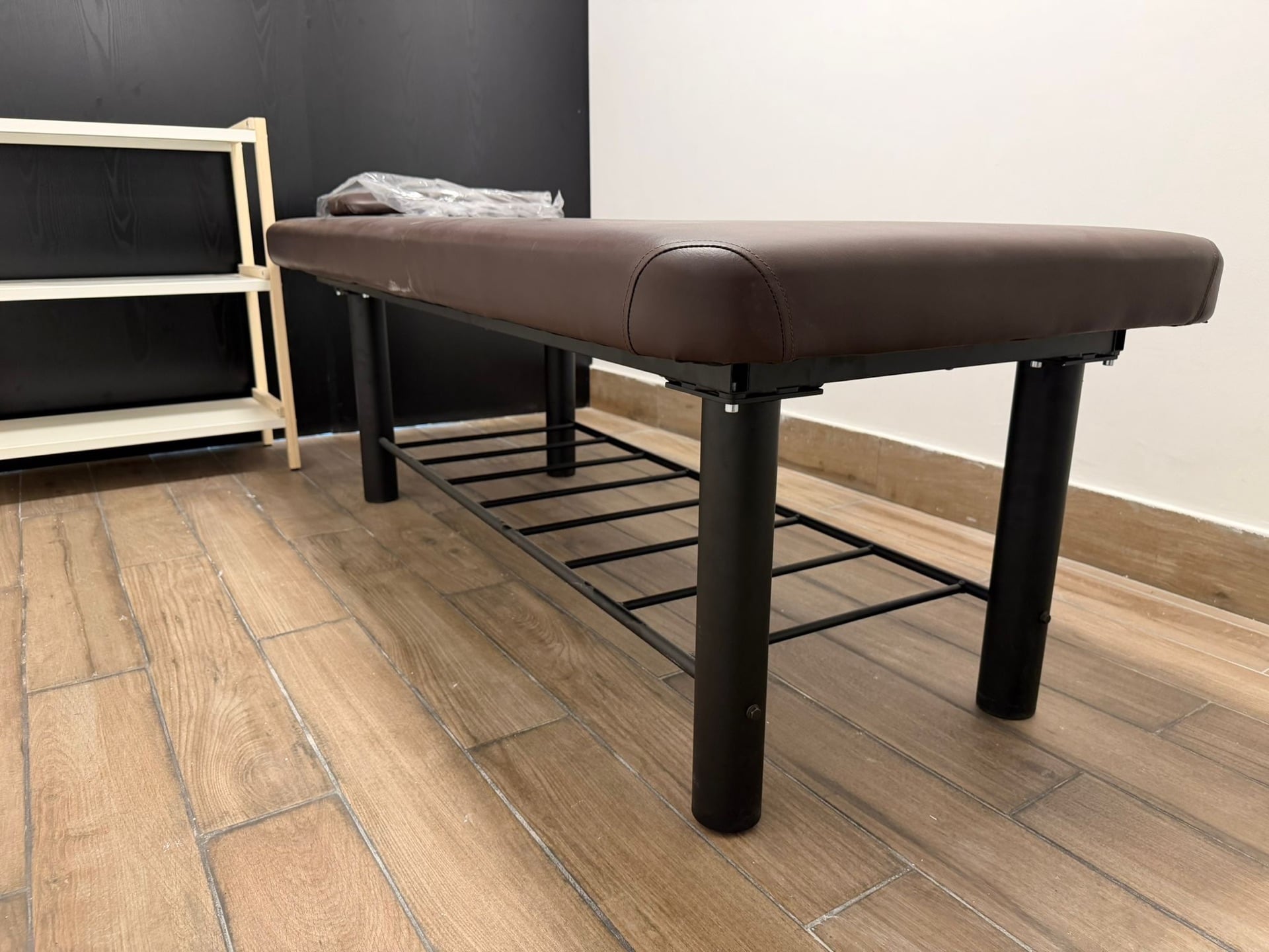 Massage bed for sale( new one) - Image 3