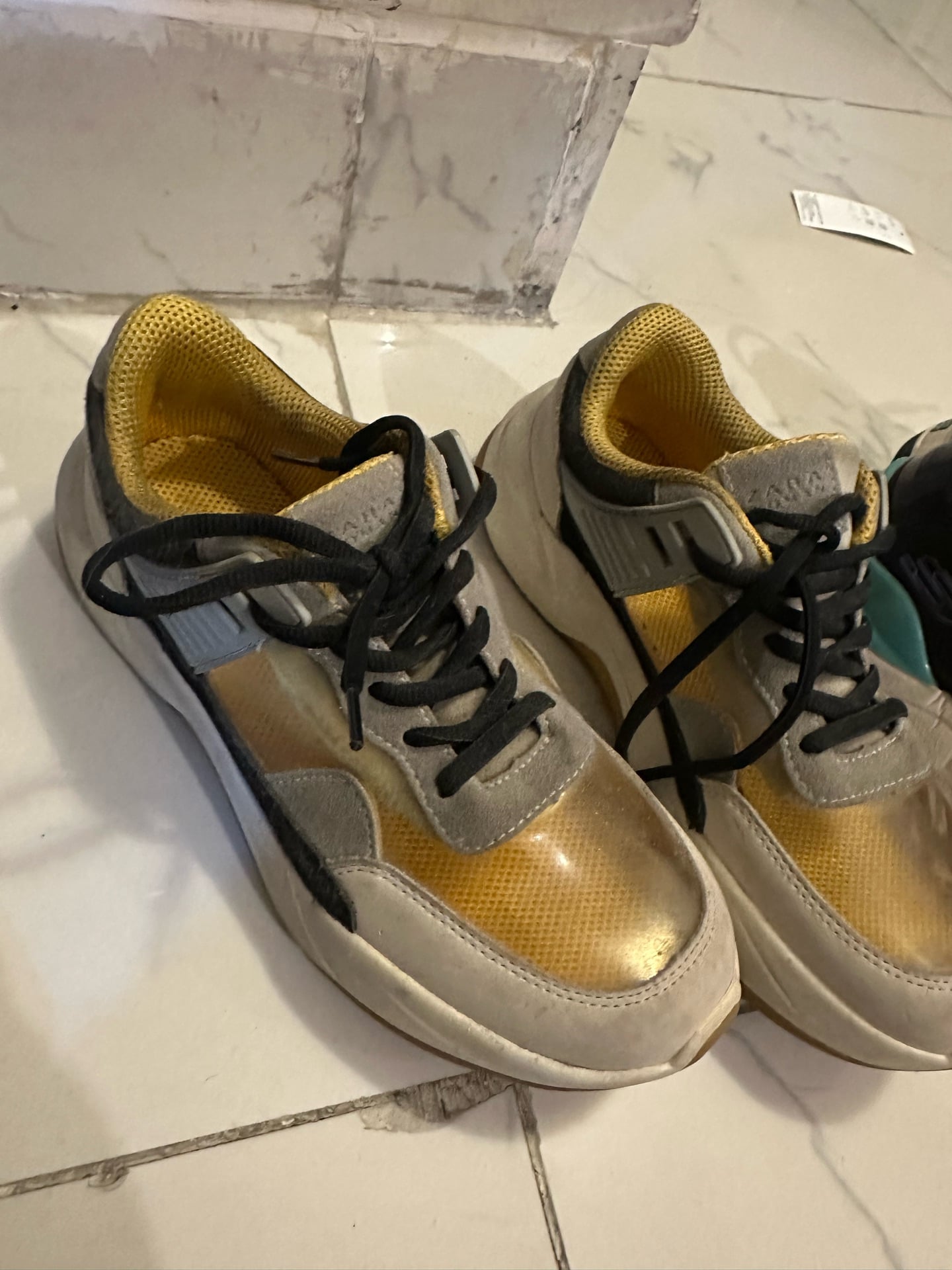 Adidas skechers under armor  and zara foot wear - Image 4