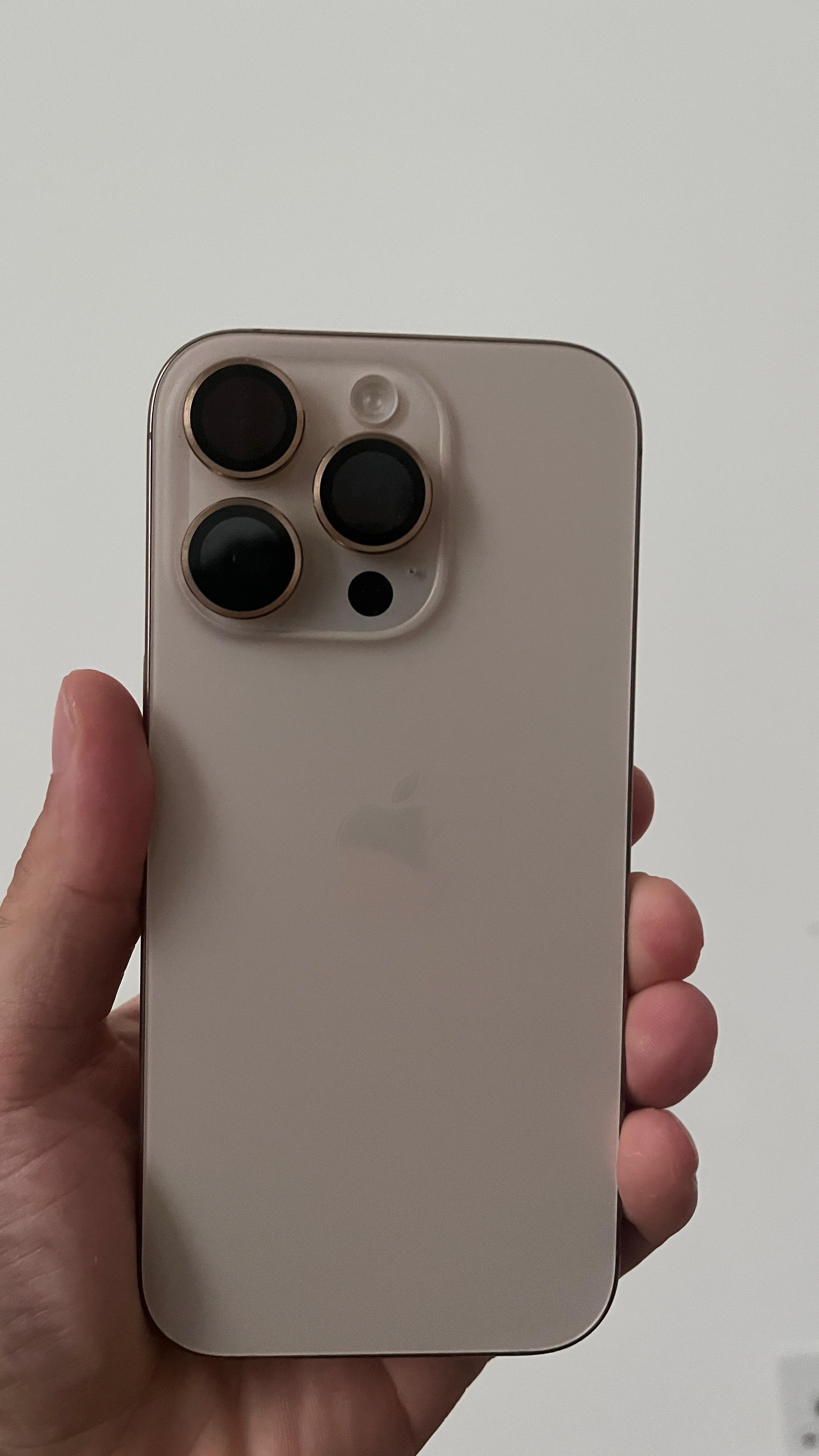 IPHONE 16 PRO - 512GB - URGENT - Image 1